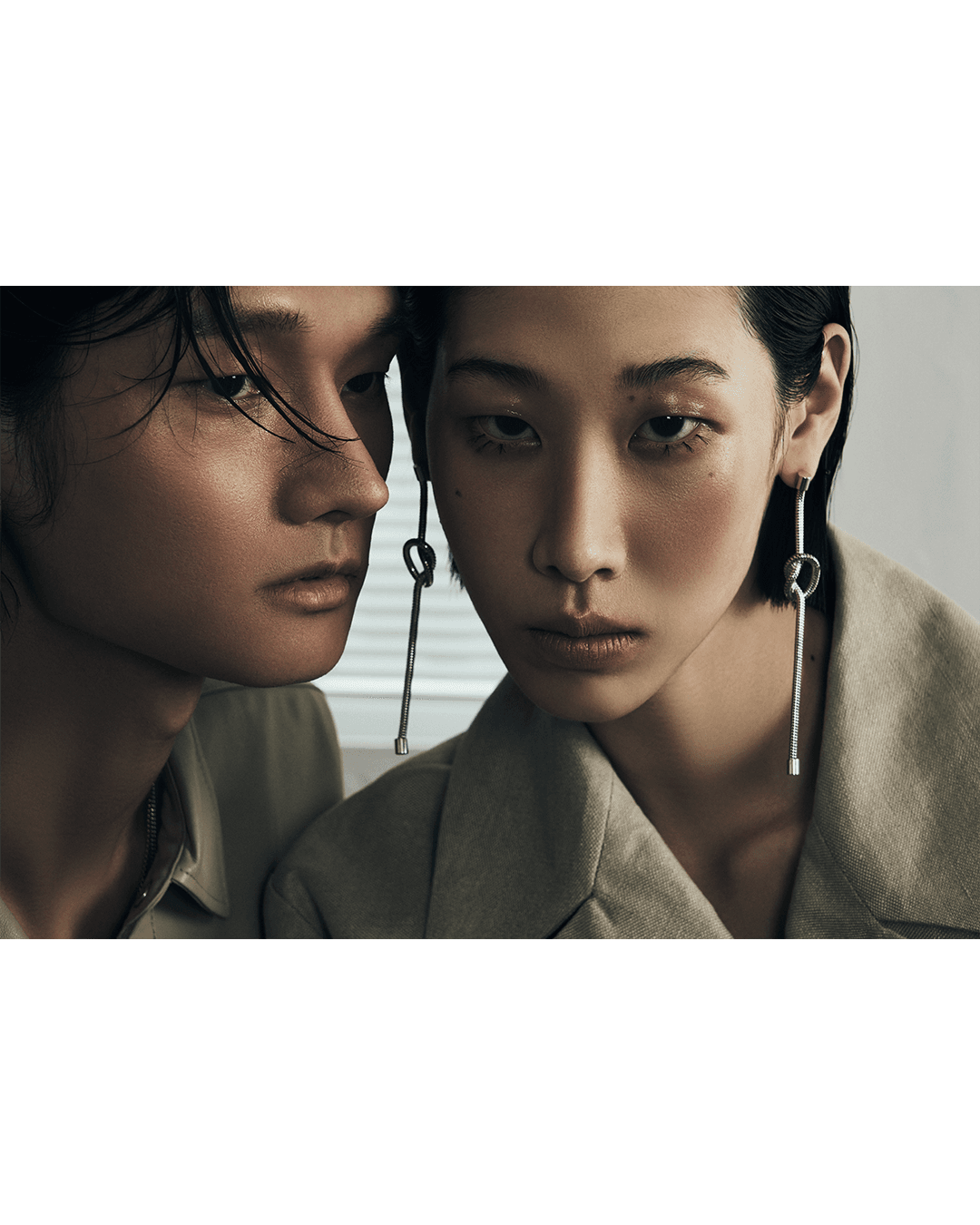 A company in a dream — Look 14