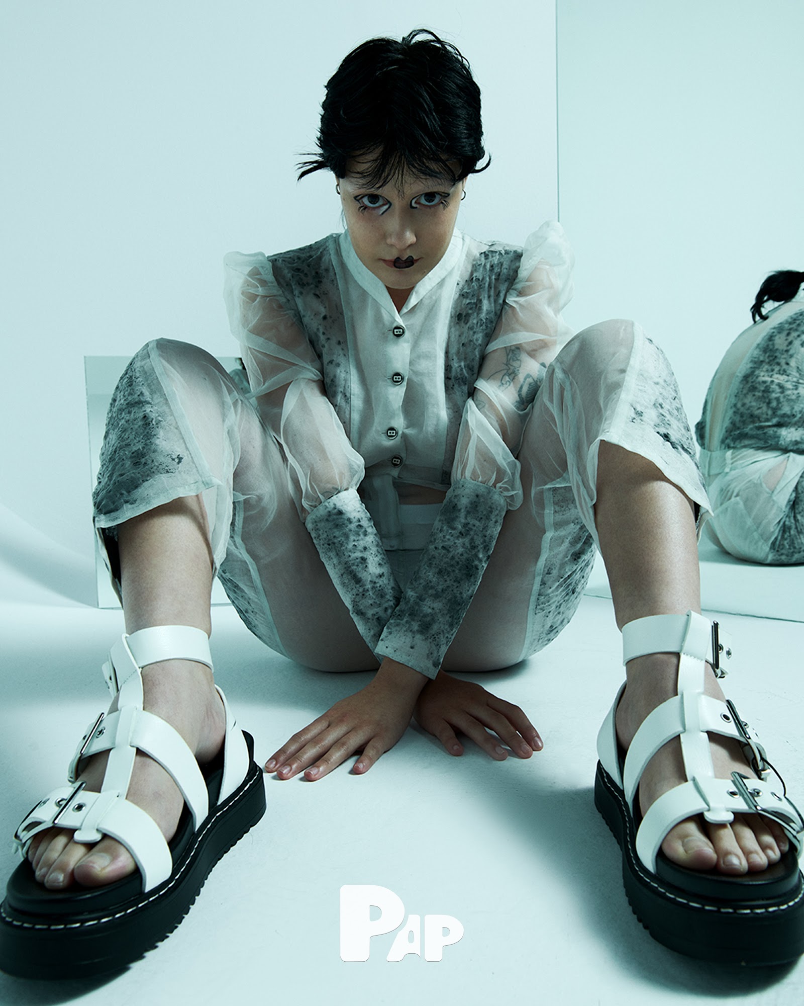 DISMORFICO CORPORAL — Look 6