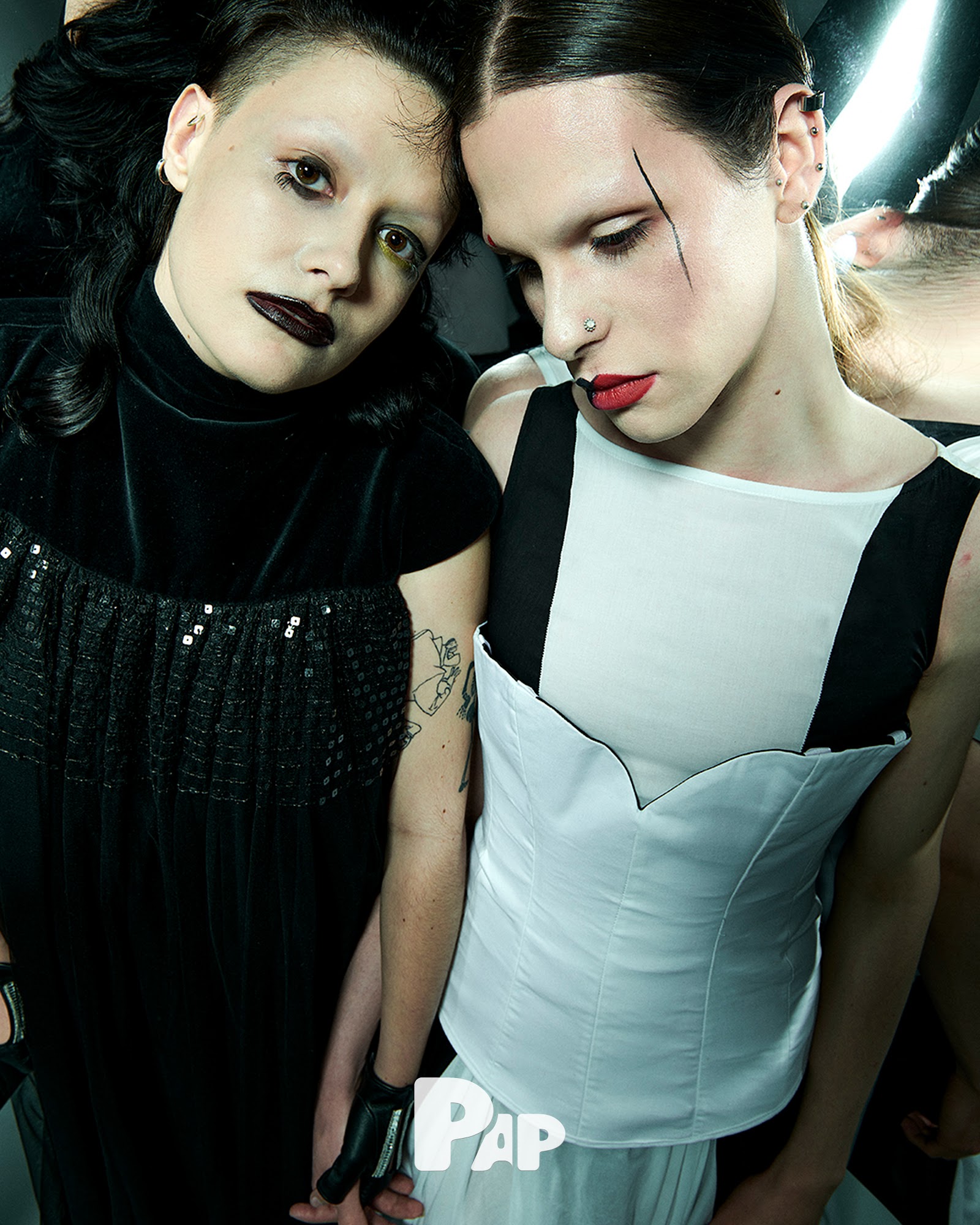 DISMORFICO CORPORAL — Look 17