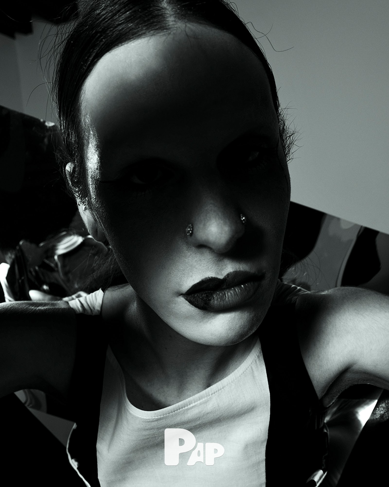 DISMORFICO CORPORAL — Look 18