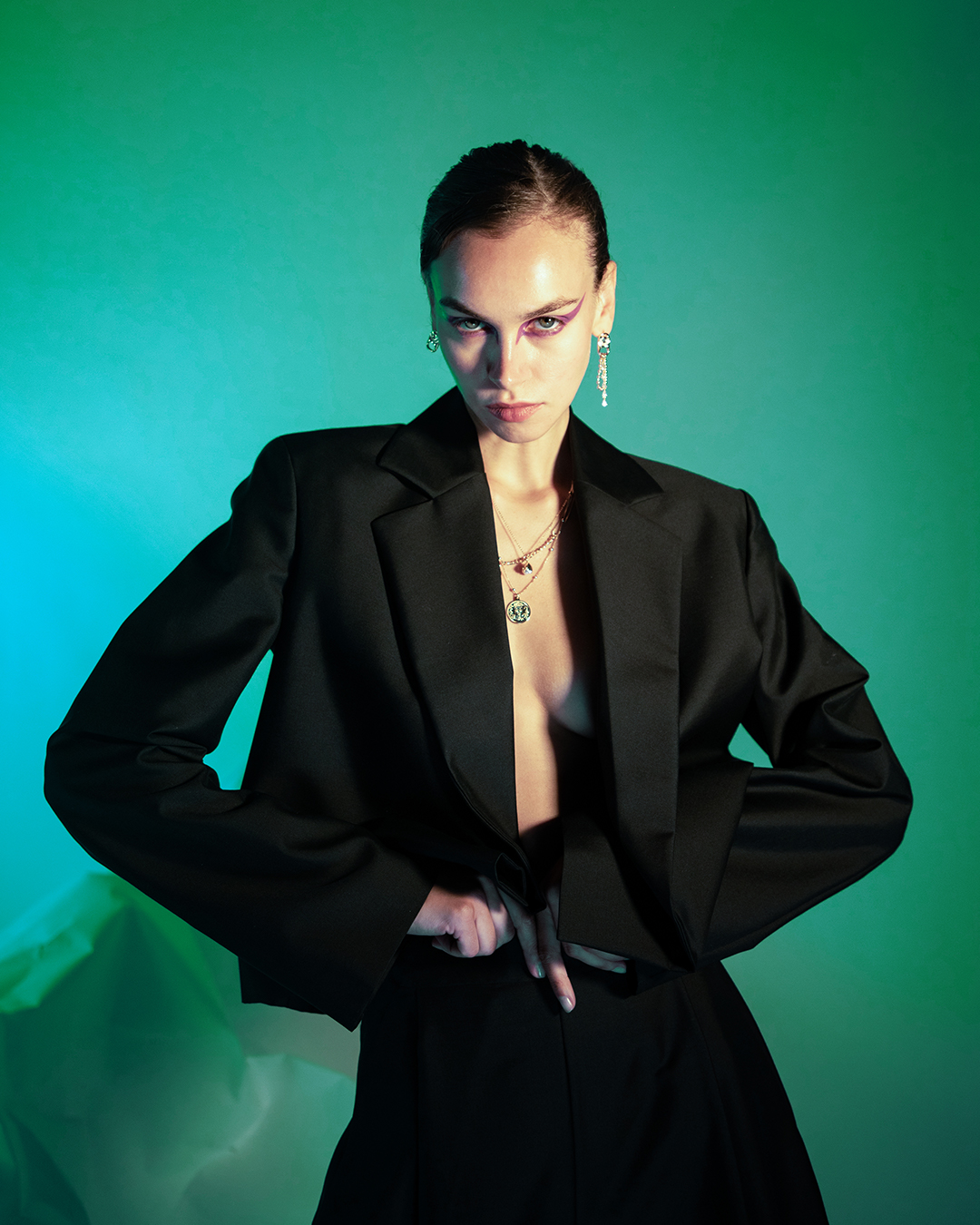 HALF DEVIL HALF GODDESS — Look 8