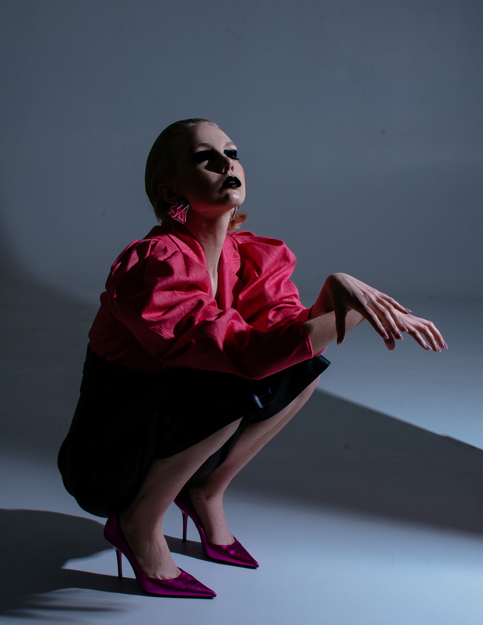 GRACEFUL VISIT — Look 9