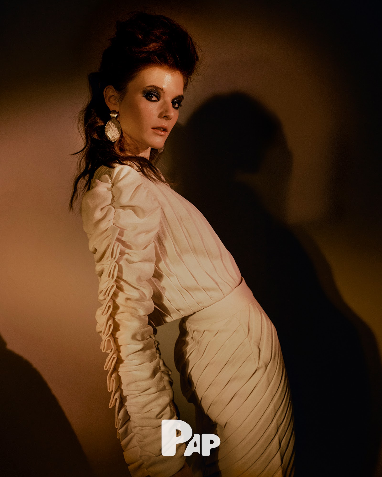 MOON — Look 7
