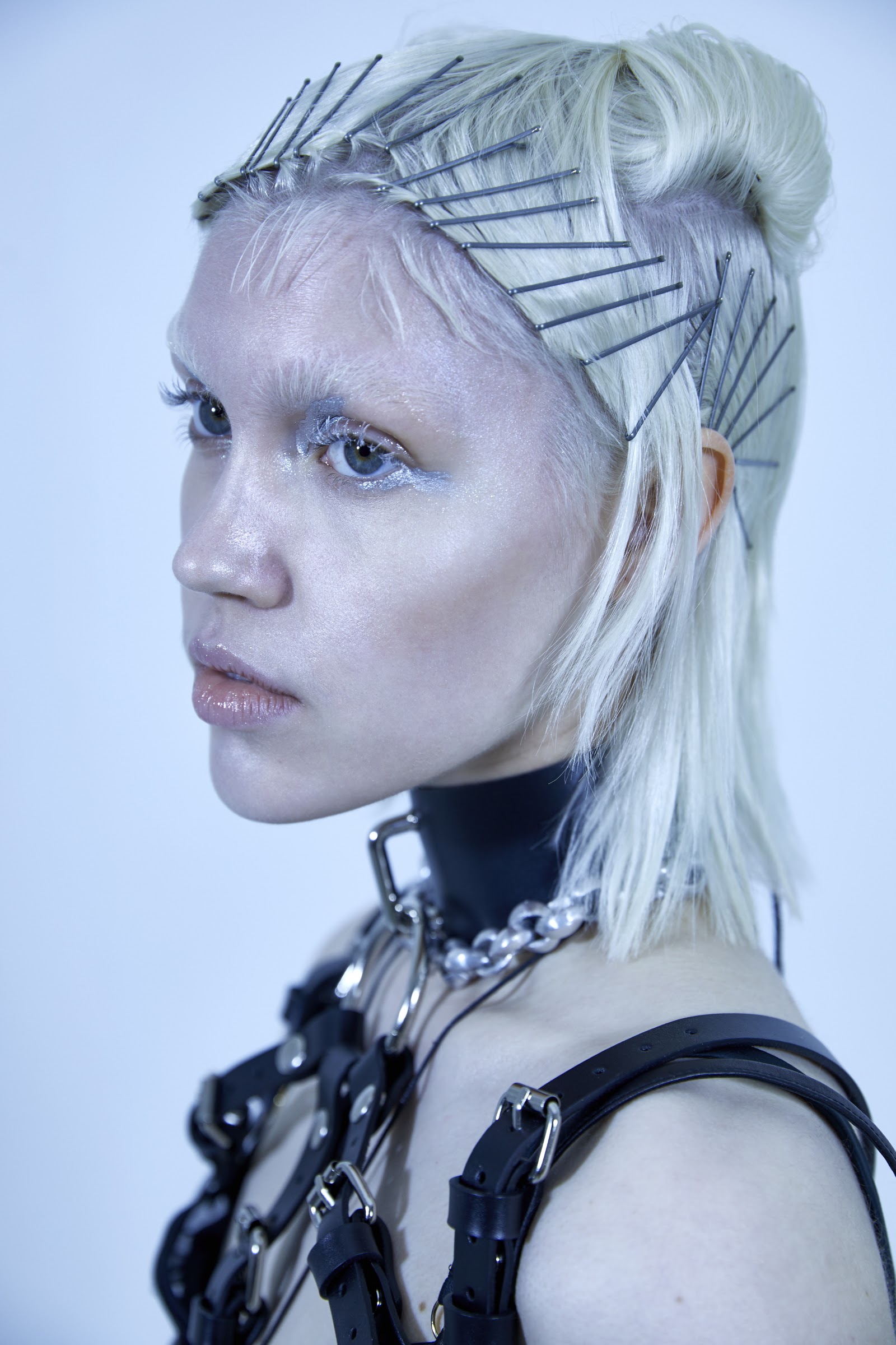 DIGITAL INFINITY — Look 9