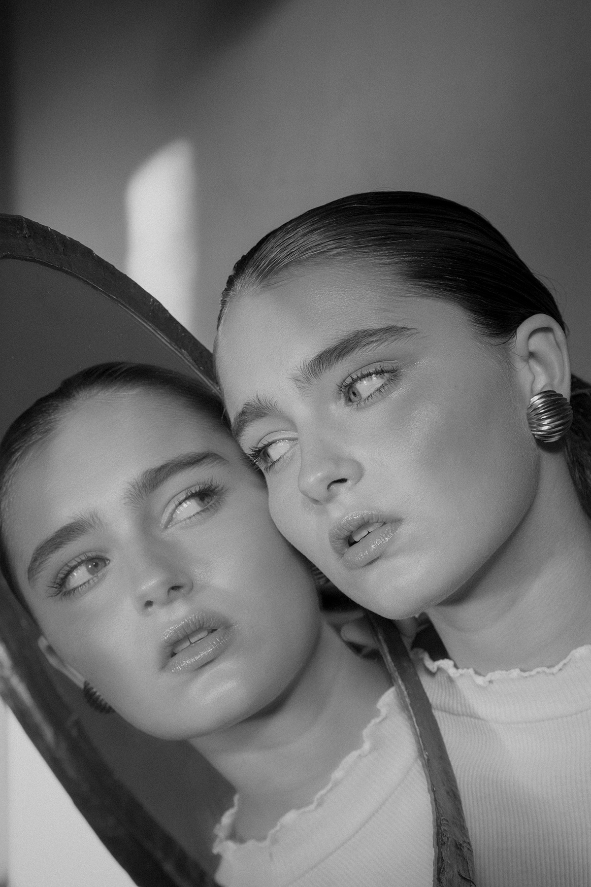 REFLECTION — Look 10