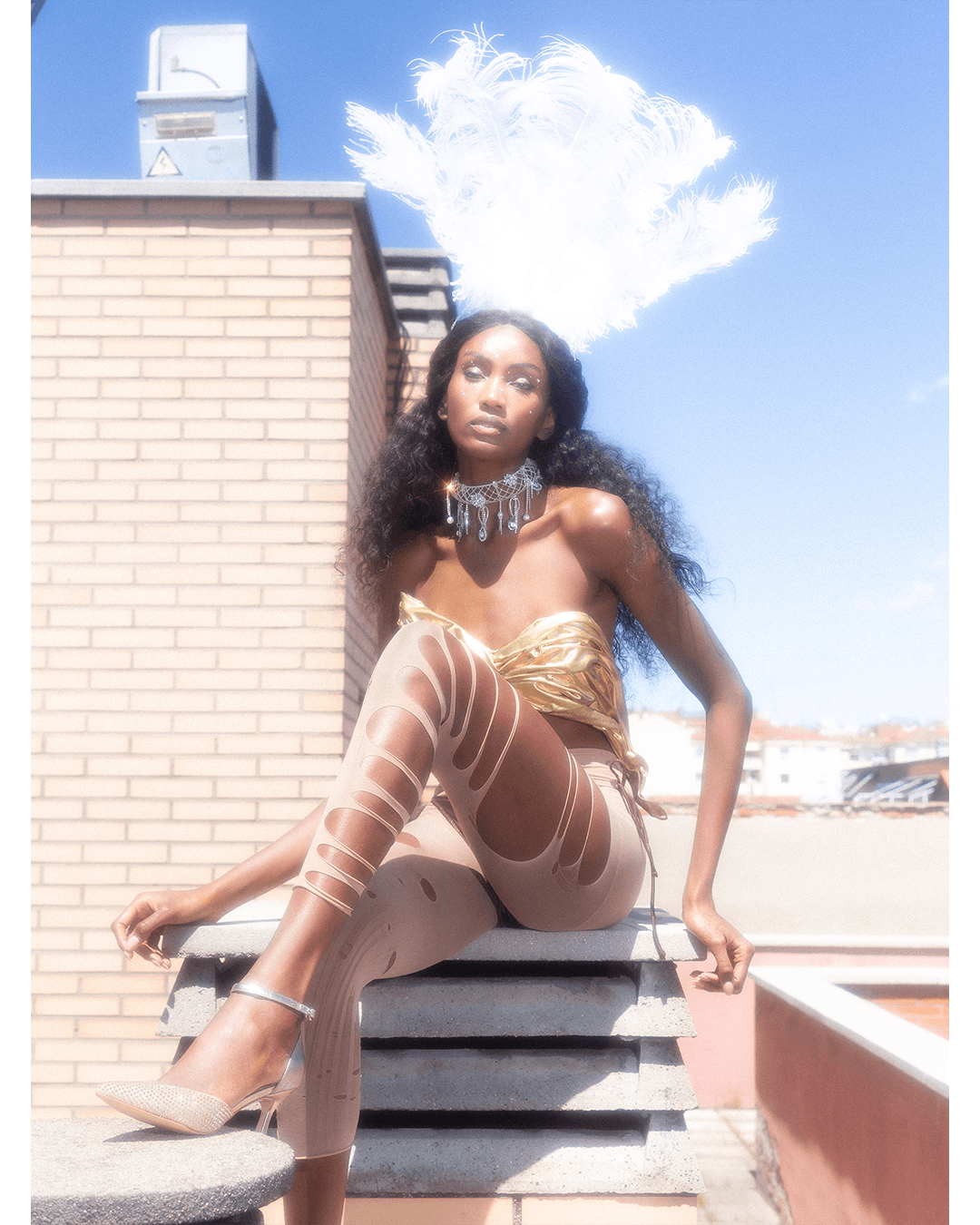 Luminescence — Look 11