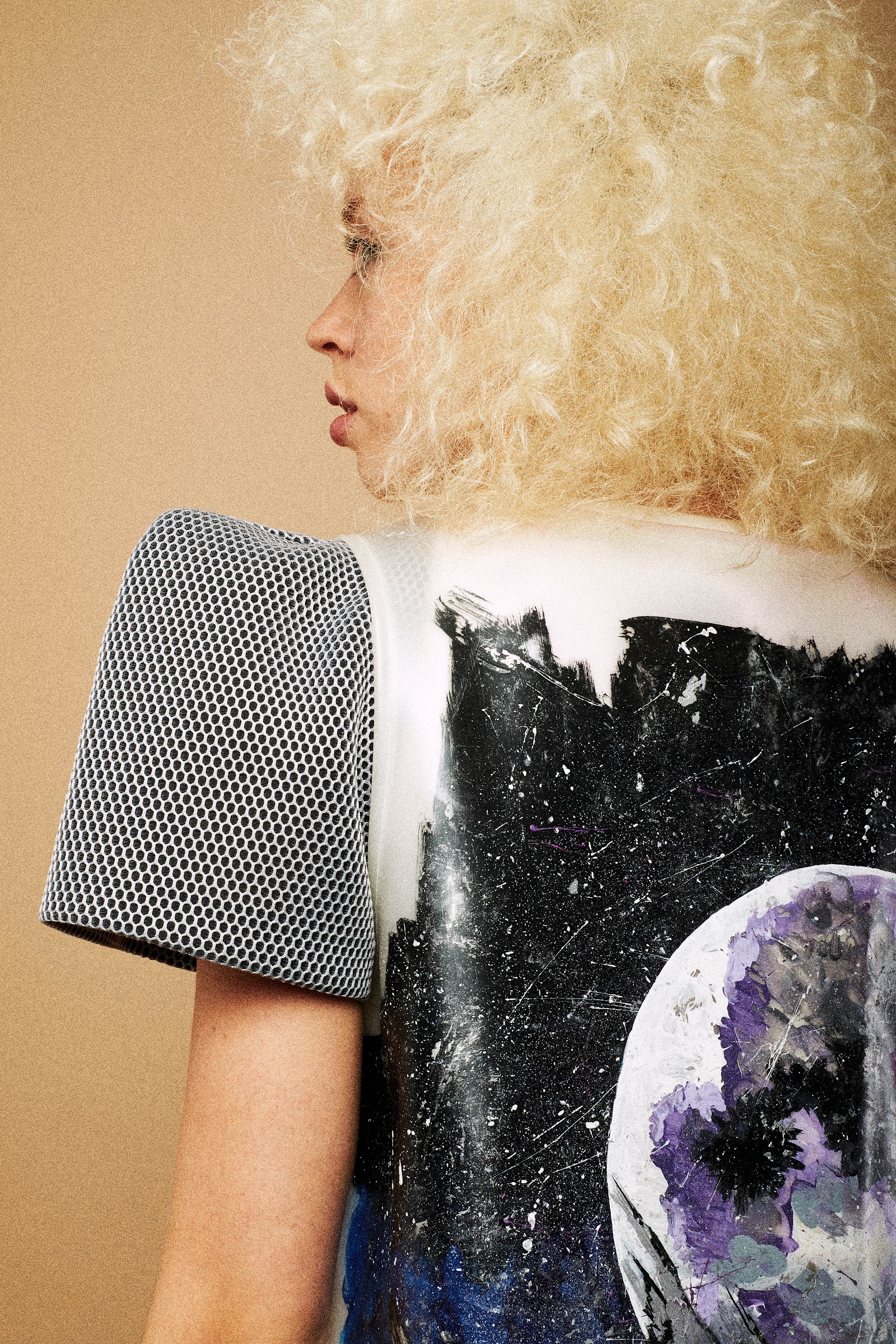 PLASTIC PLANET — Look 3