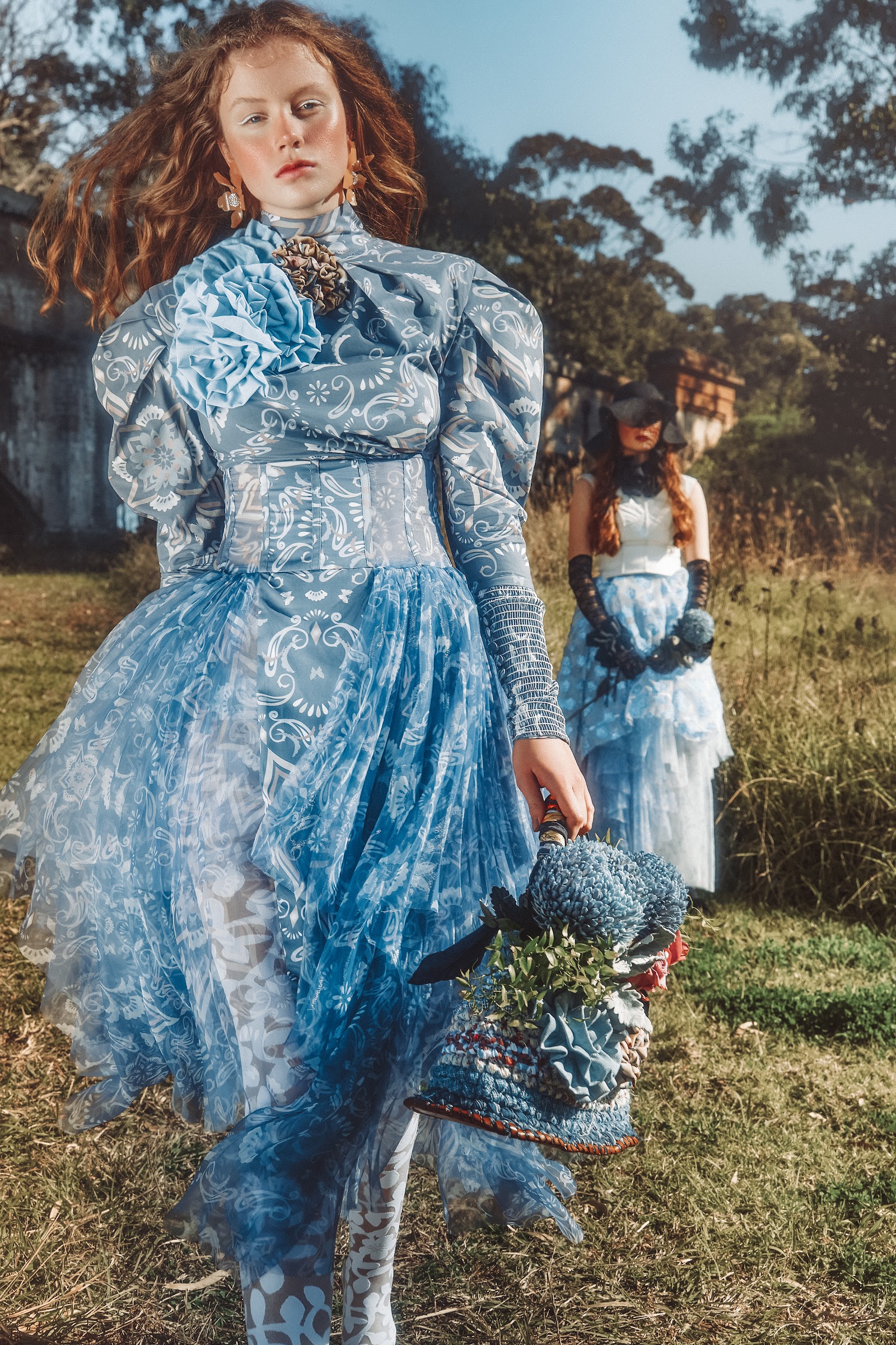THE ROSE AND THE THORN — Look 3