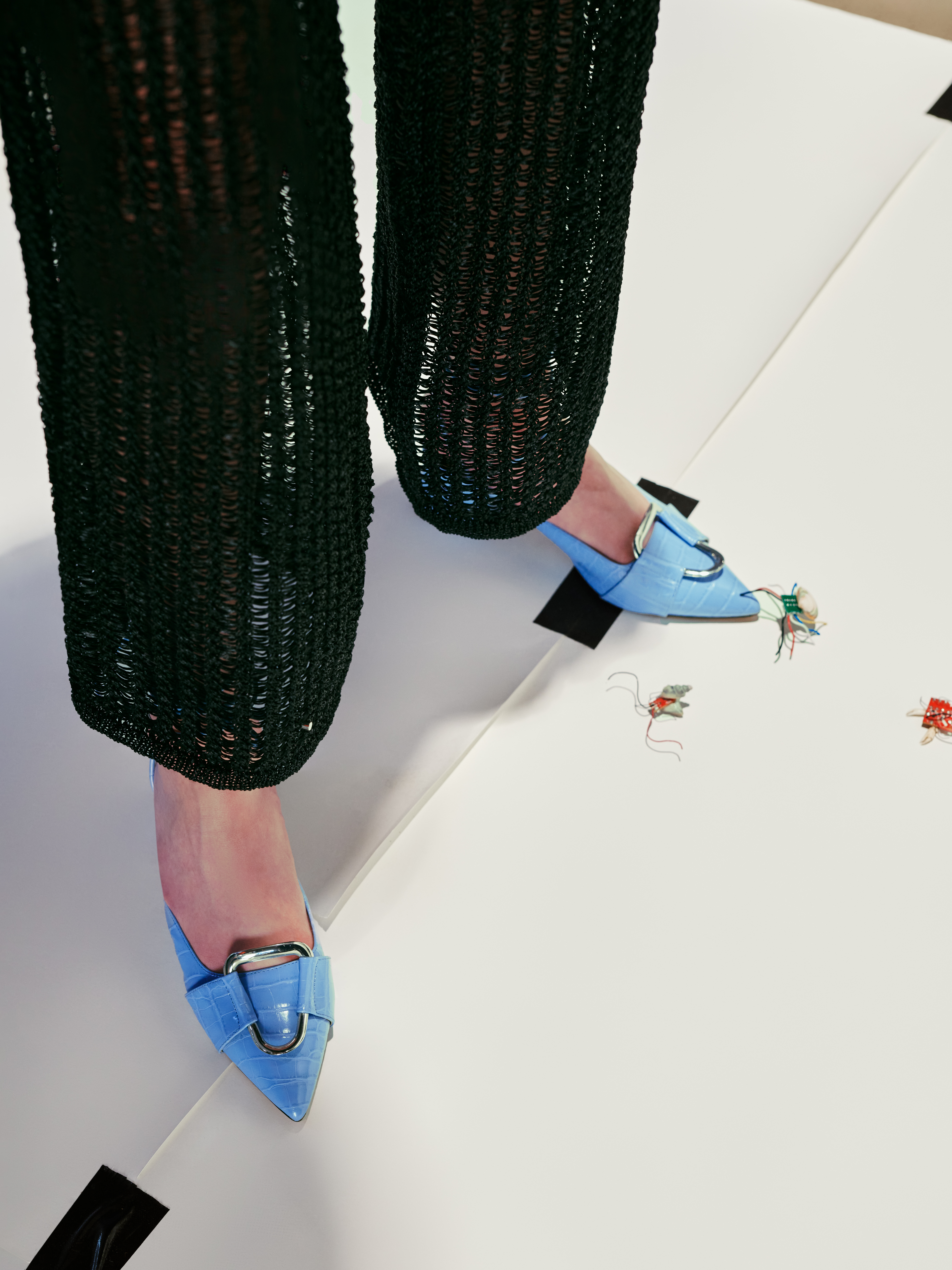 LOOK CLOSER — Look 5
