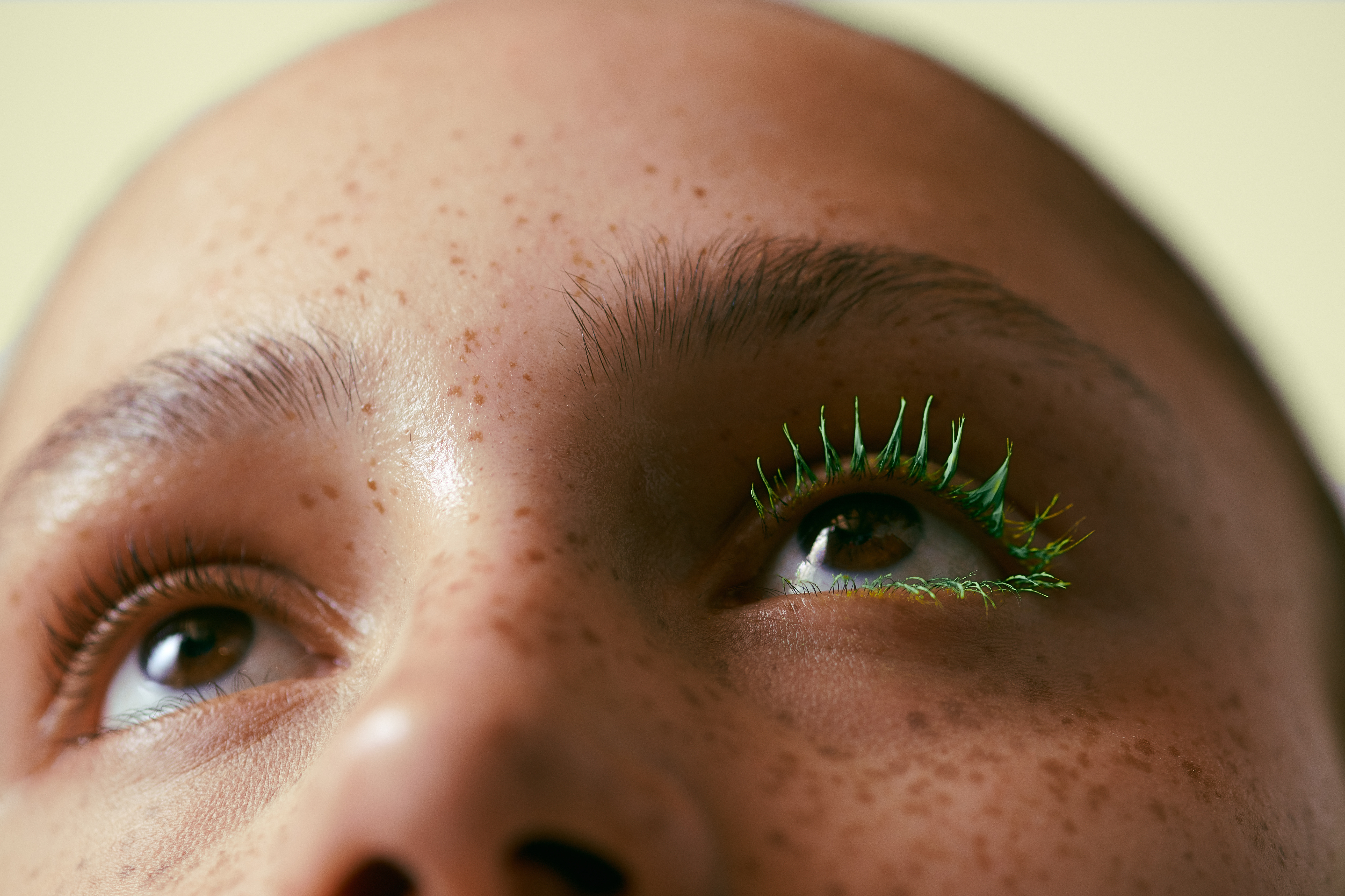 LOOK CLOSER — Look 9
