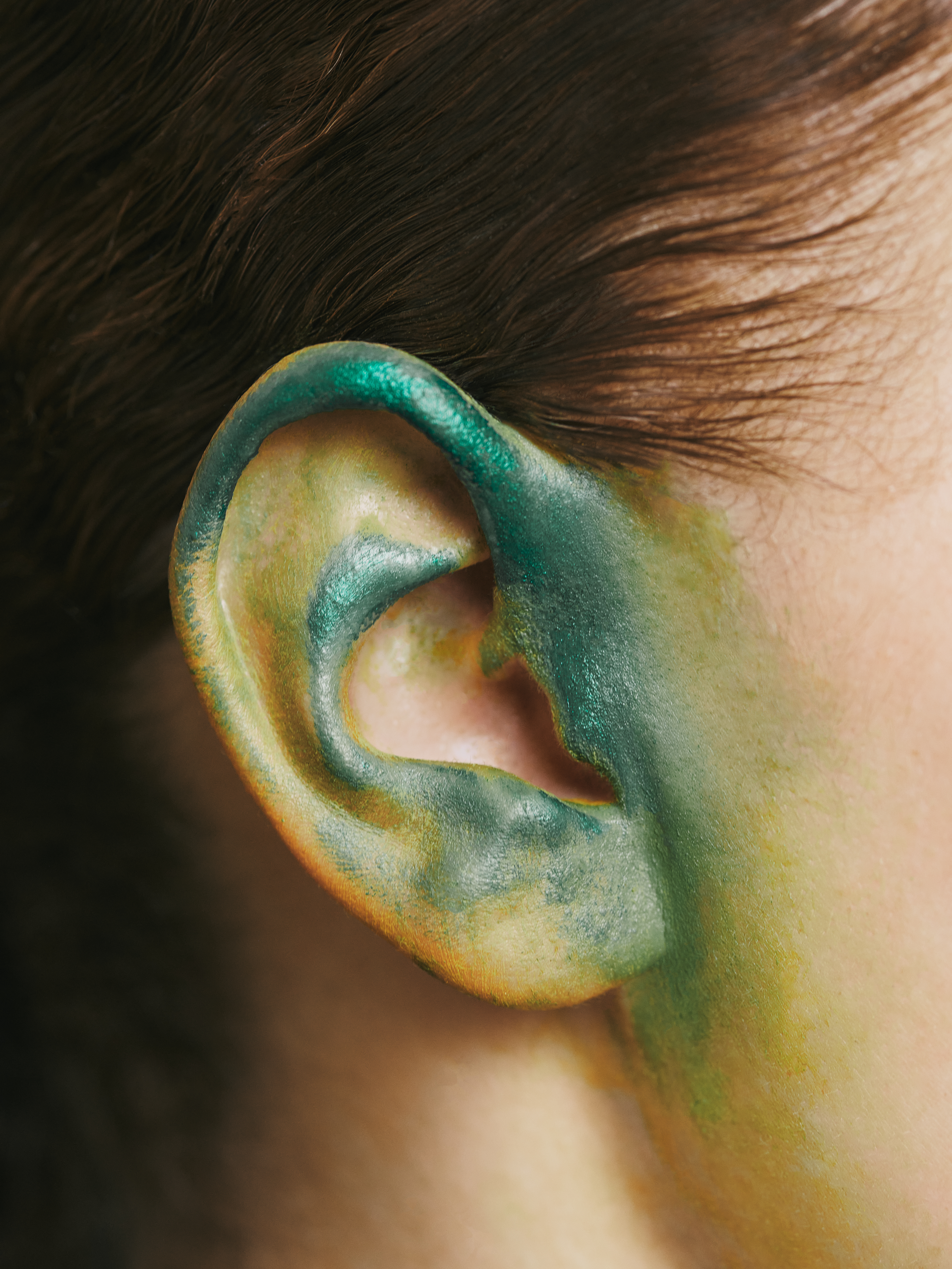 LOOK CLOSER — Look 11