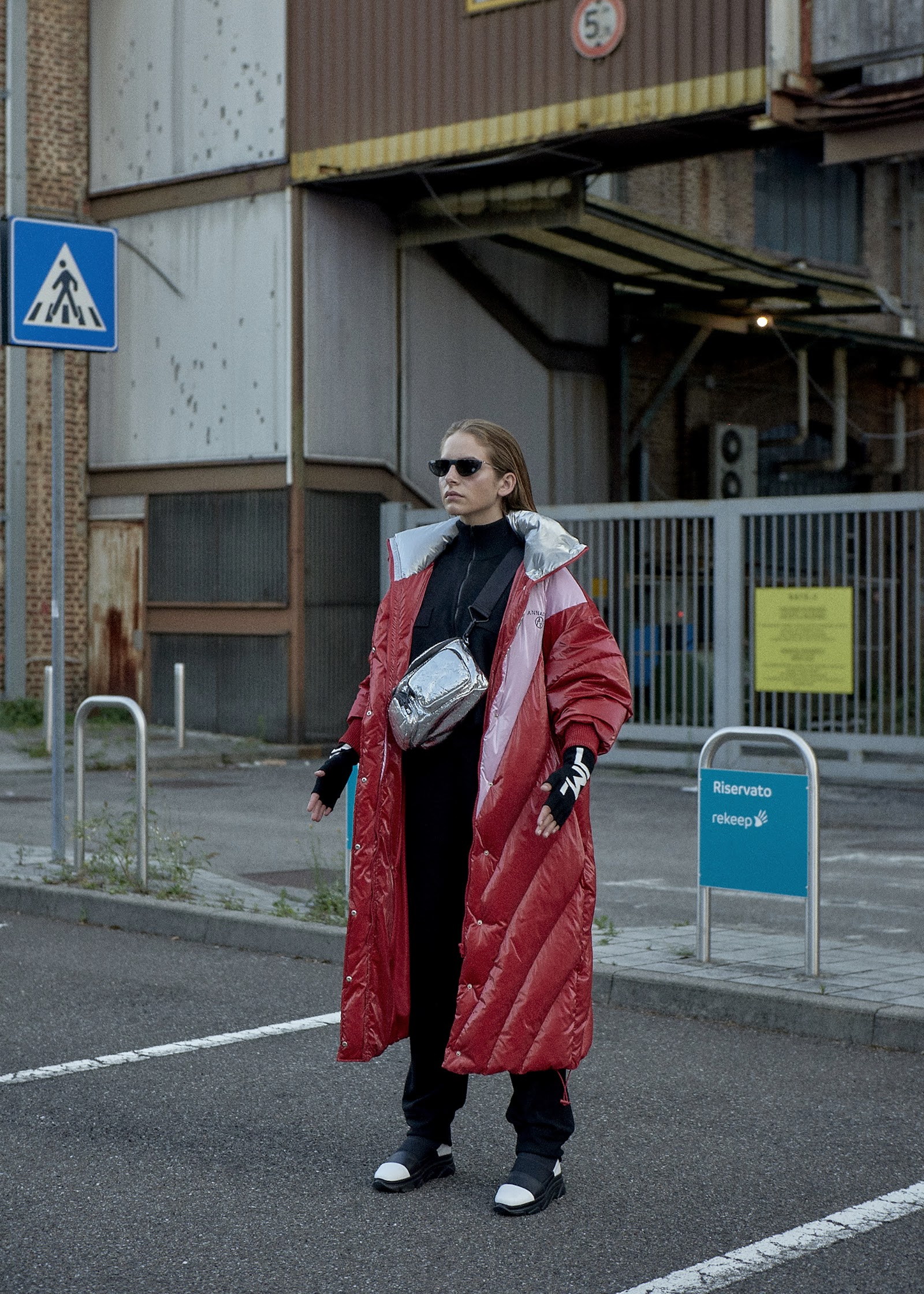 HUMAN FACTORY — Look 4