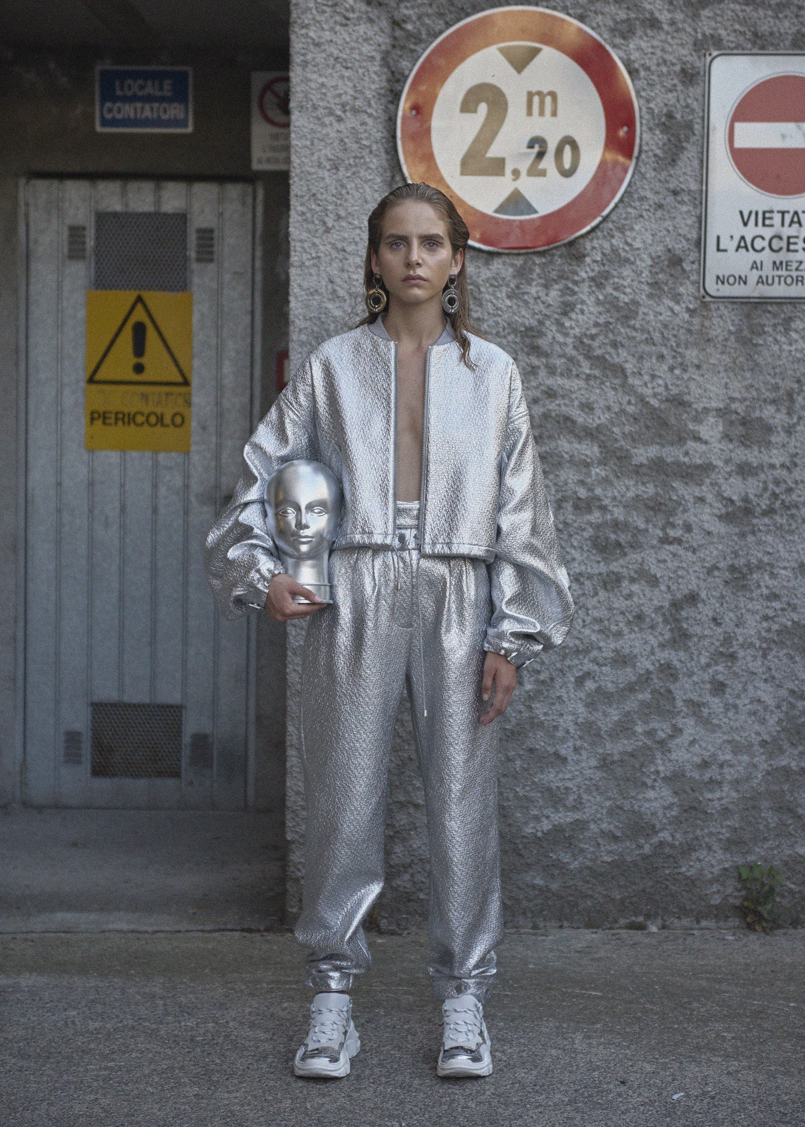 HUMAN FACTORY — Look 15