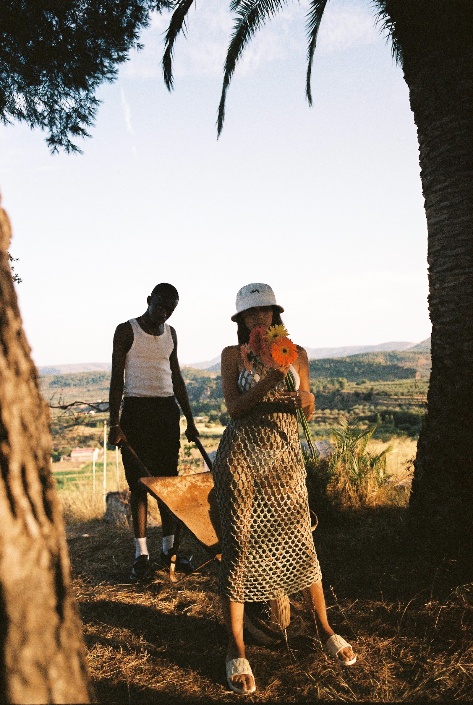 LONG STORY SHORT: A SUMMER LOVE — Look 3