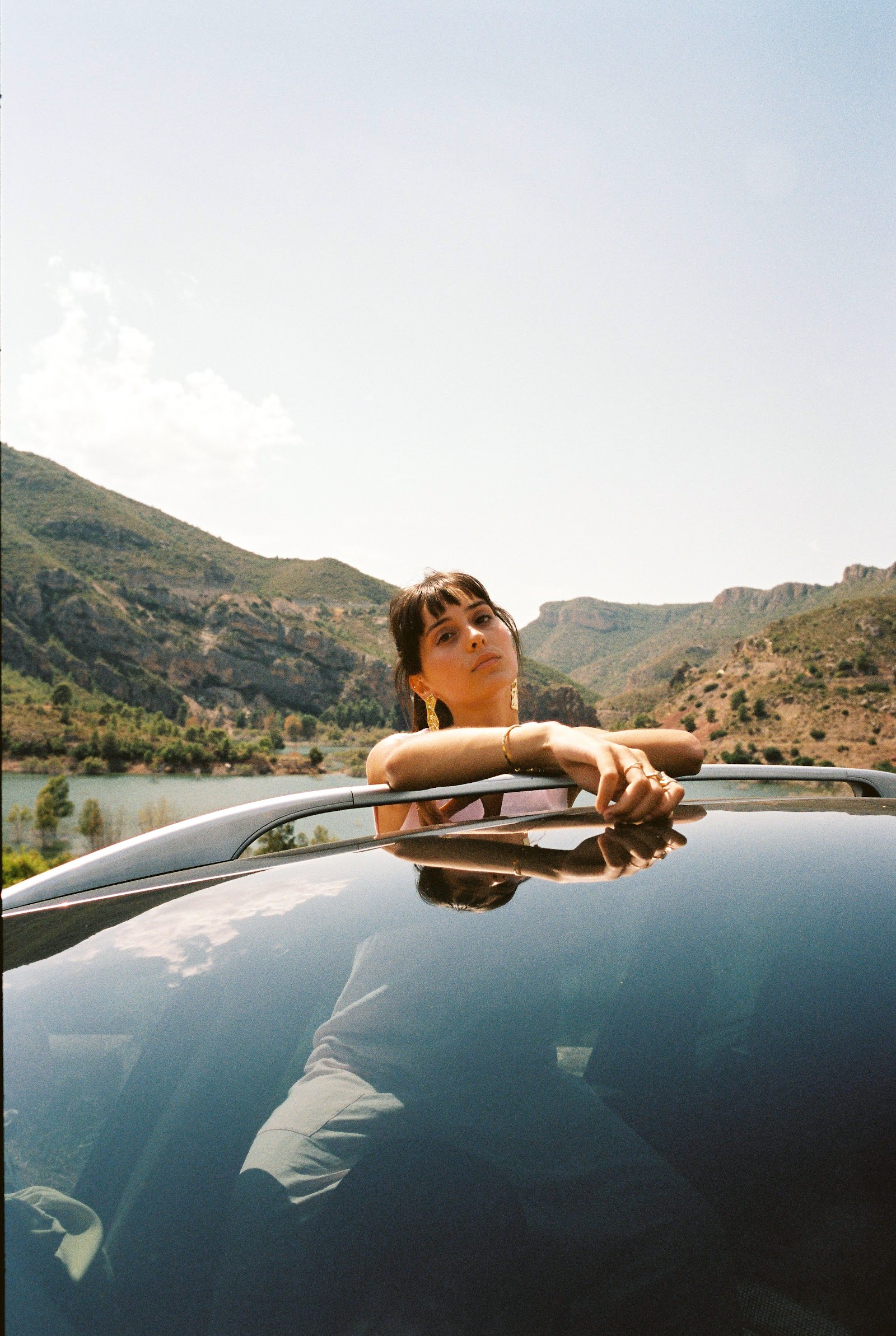 LONG STORY SHORT: A SUMMER LOVE — Look 10