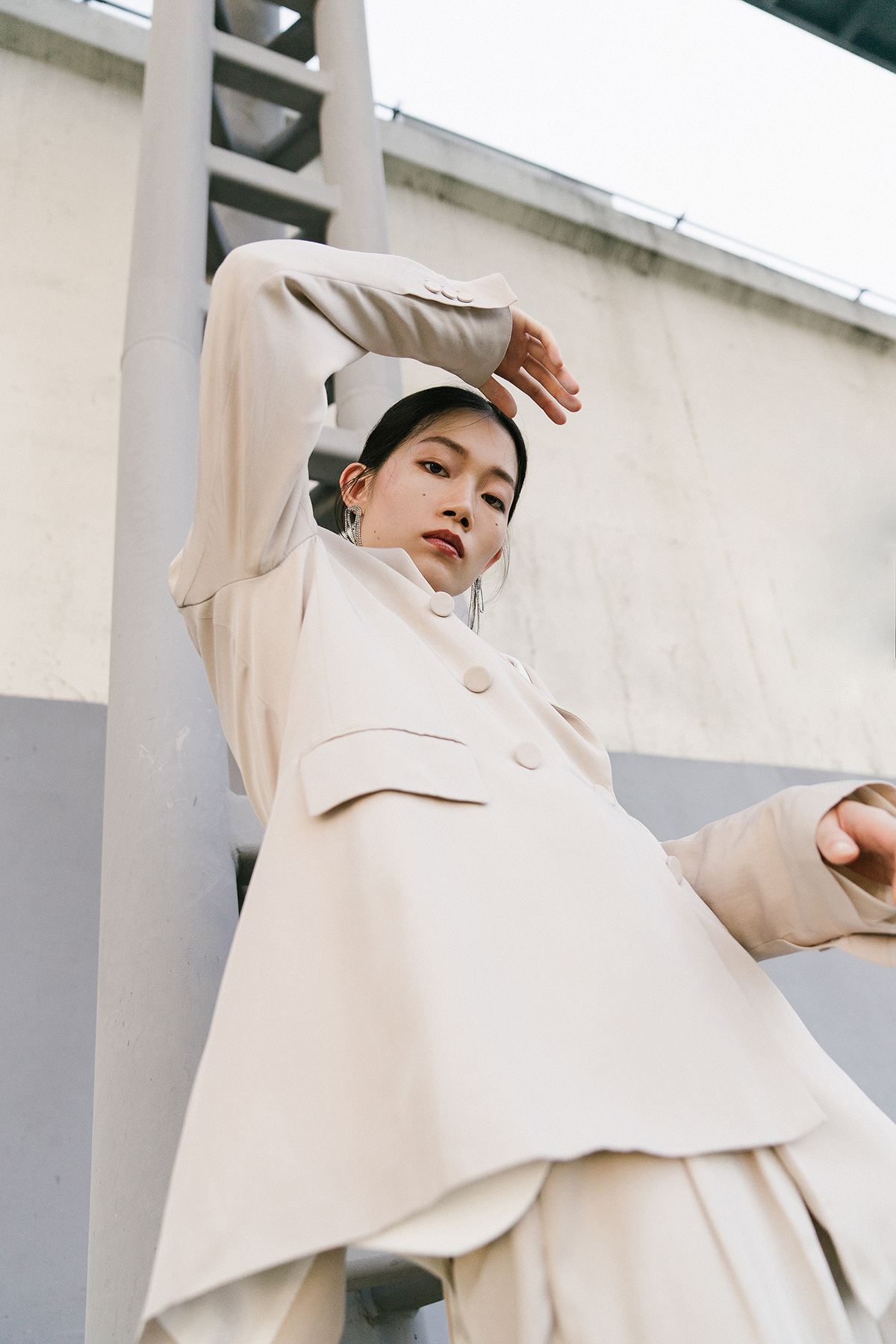 DAYDREAM RESIDUE — Look 3