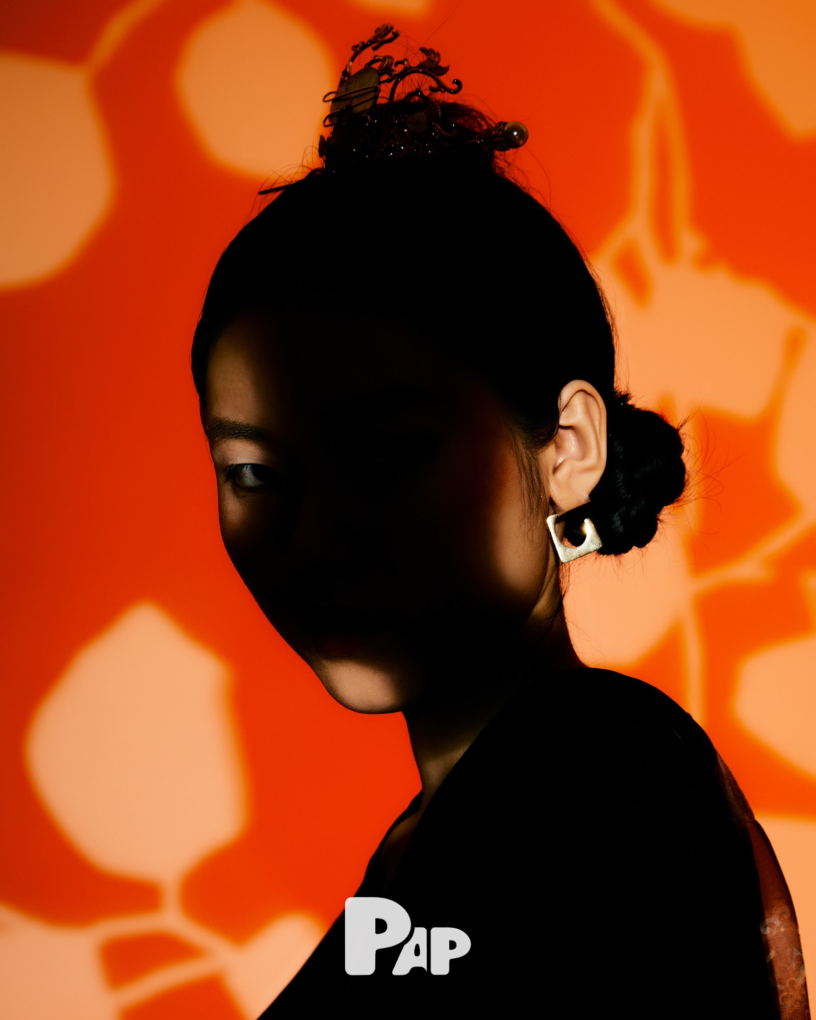 GARDEN OF ESCAPISM — Look 2