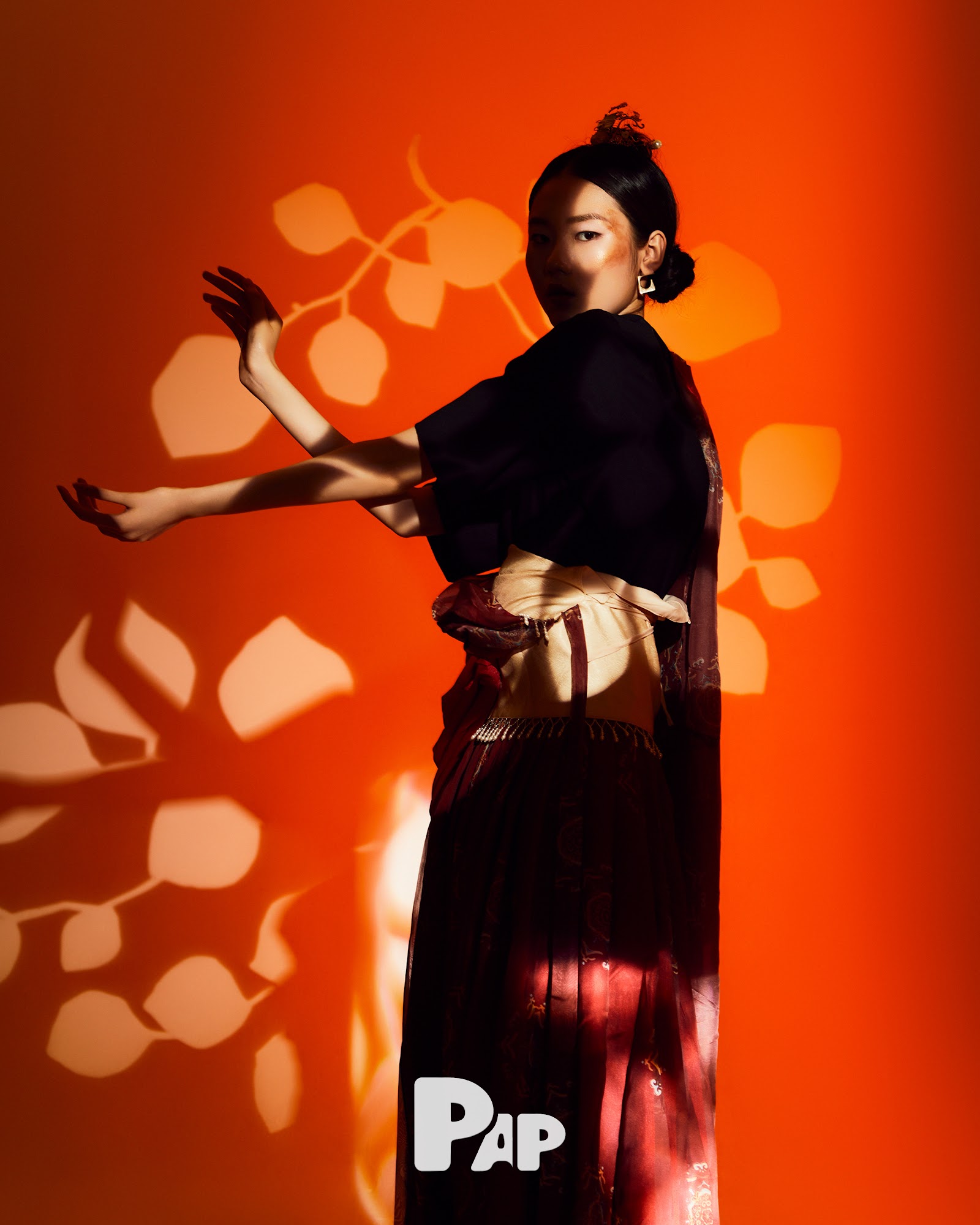 GARDEN OF ESCAPISM — Look 3