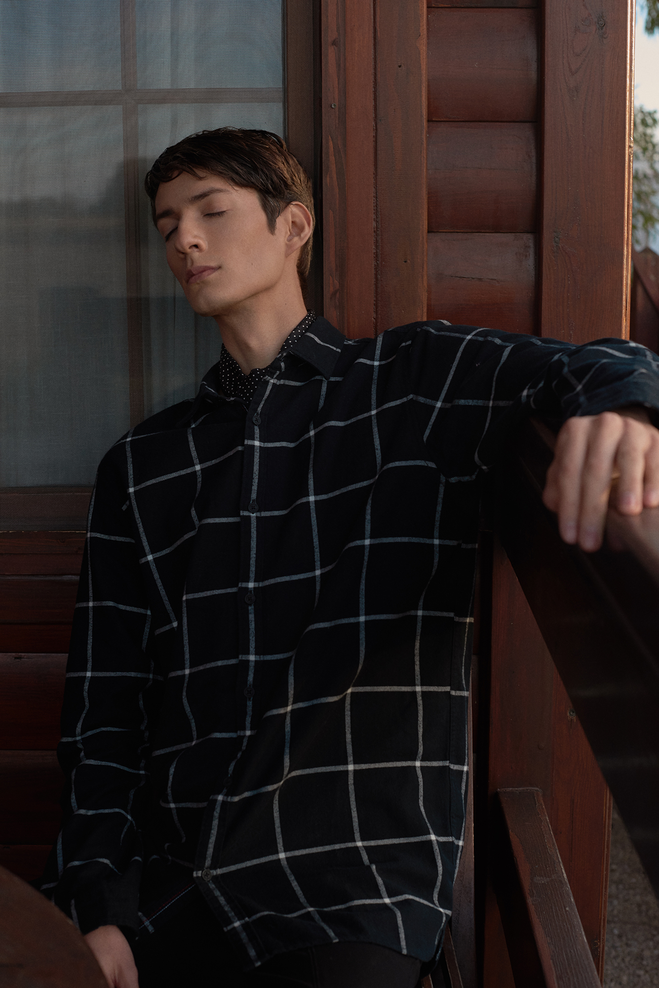 NEAR-LIGHT — Look 6