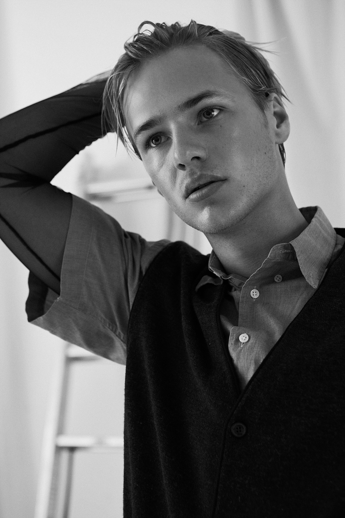 EAST OF EDEN — Look 3