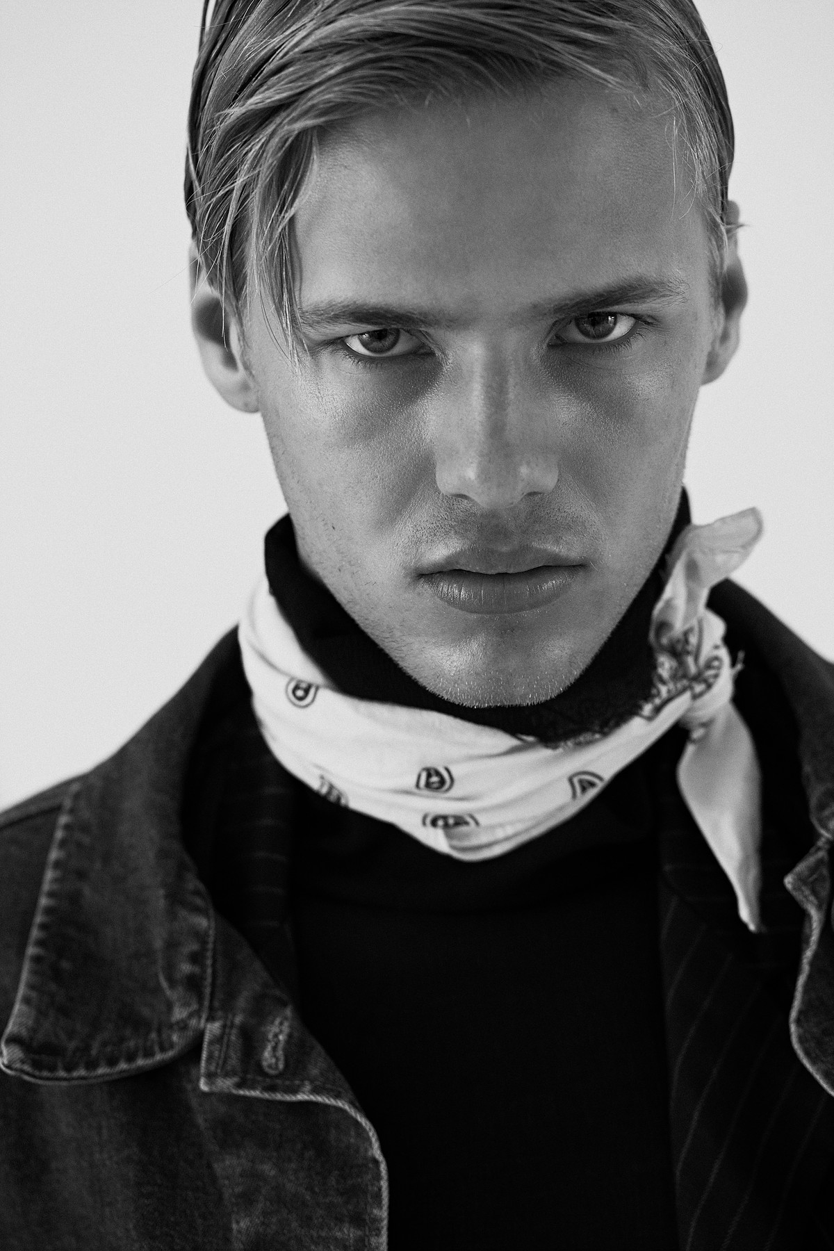 EAST OF EDEN — Look 8