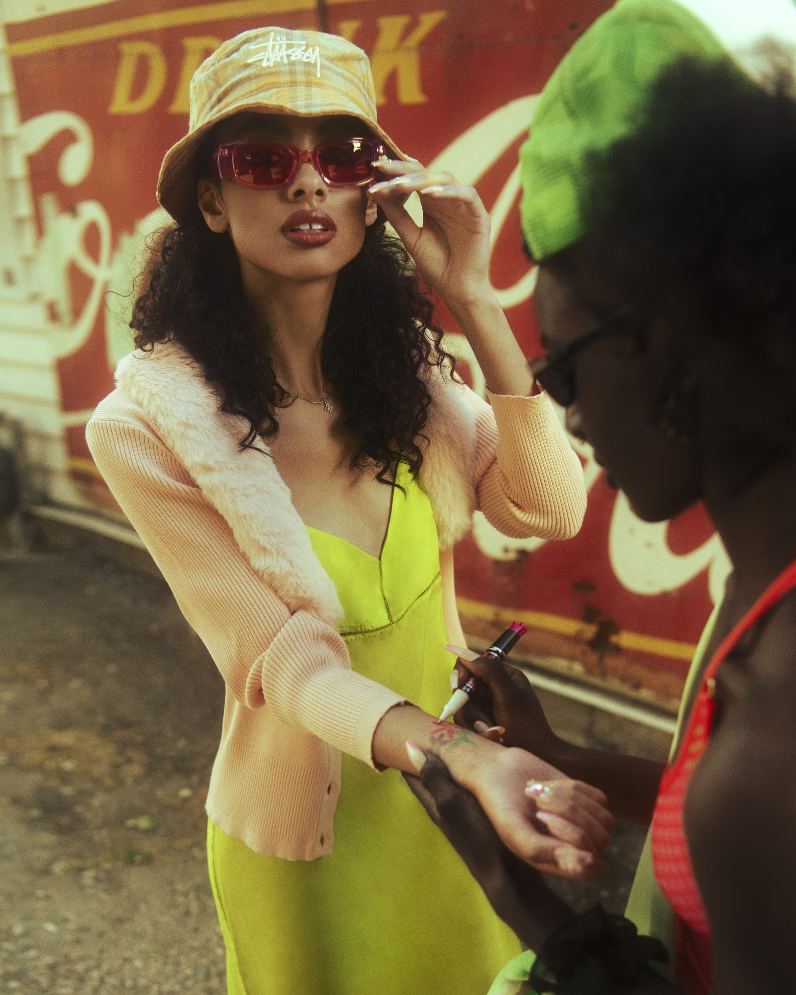 LULADA CON PINA — Look 3
