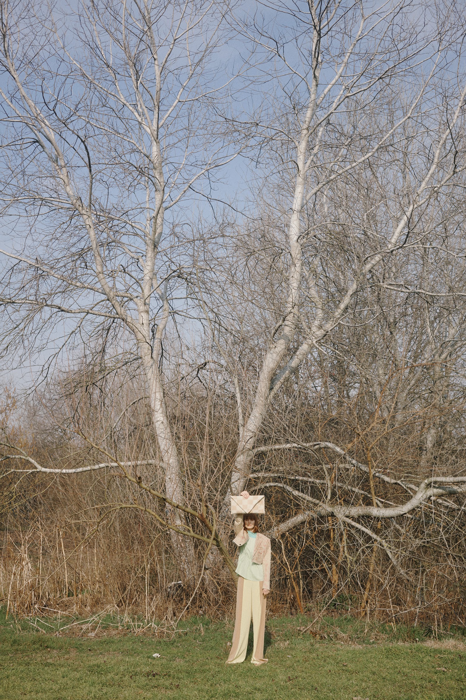 UP IN THE AIR — Look 2