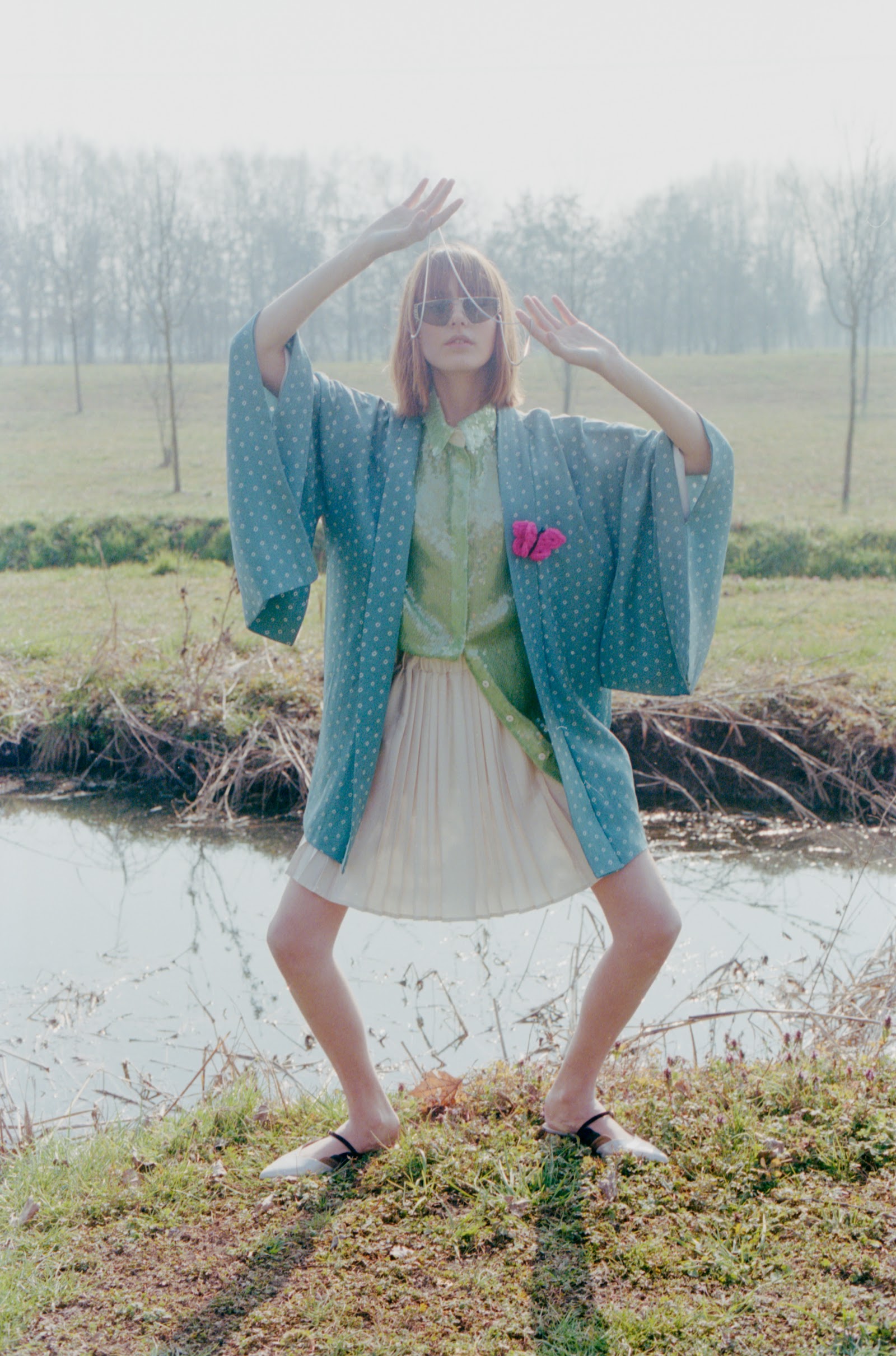 UP IN THE AIR — Look 9
