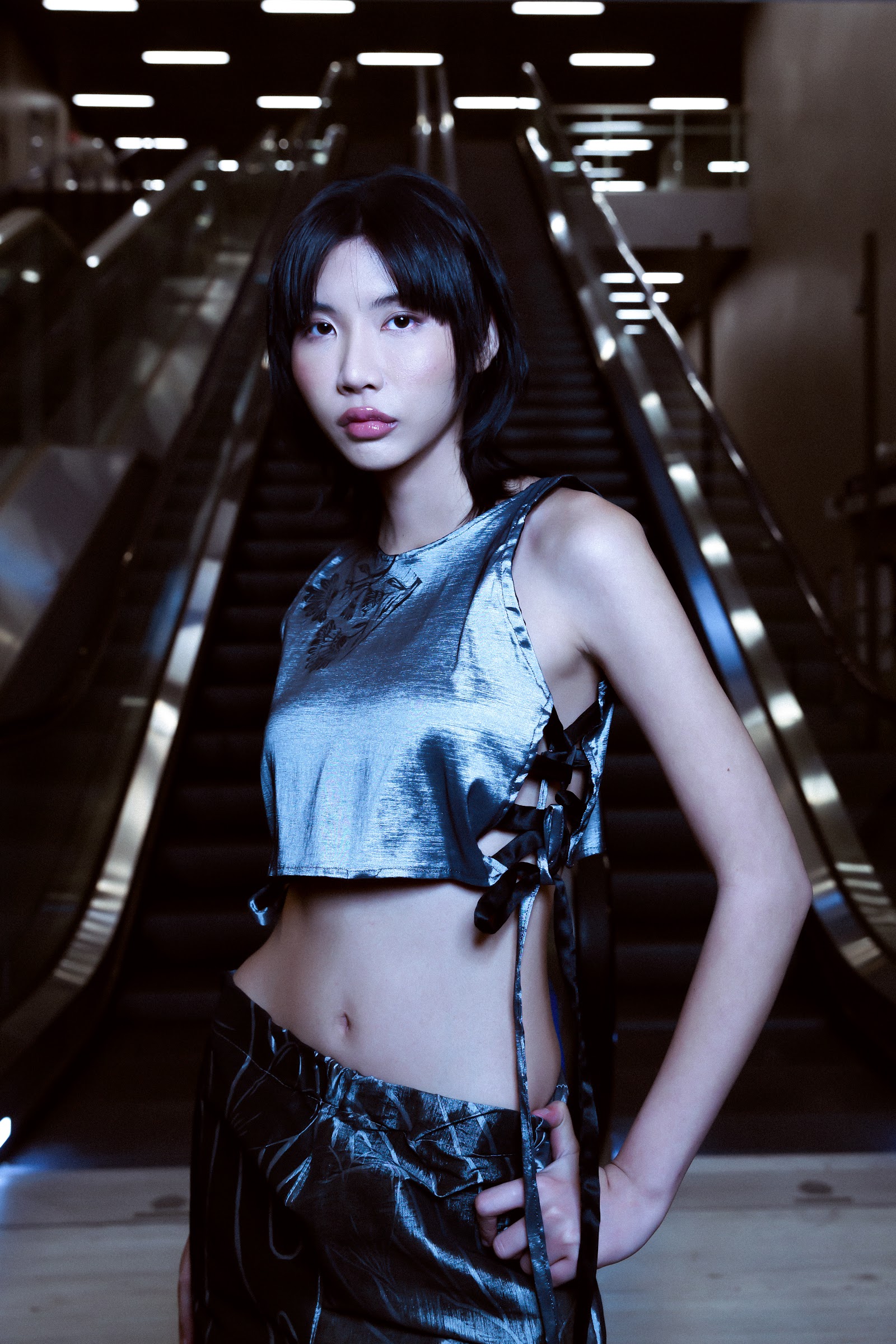 SILVER LINING — Look 12