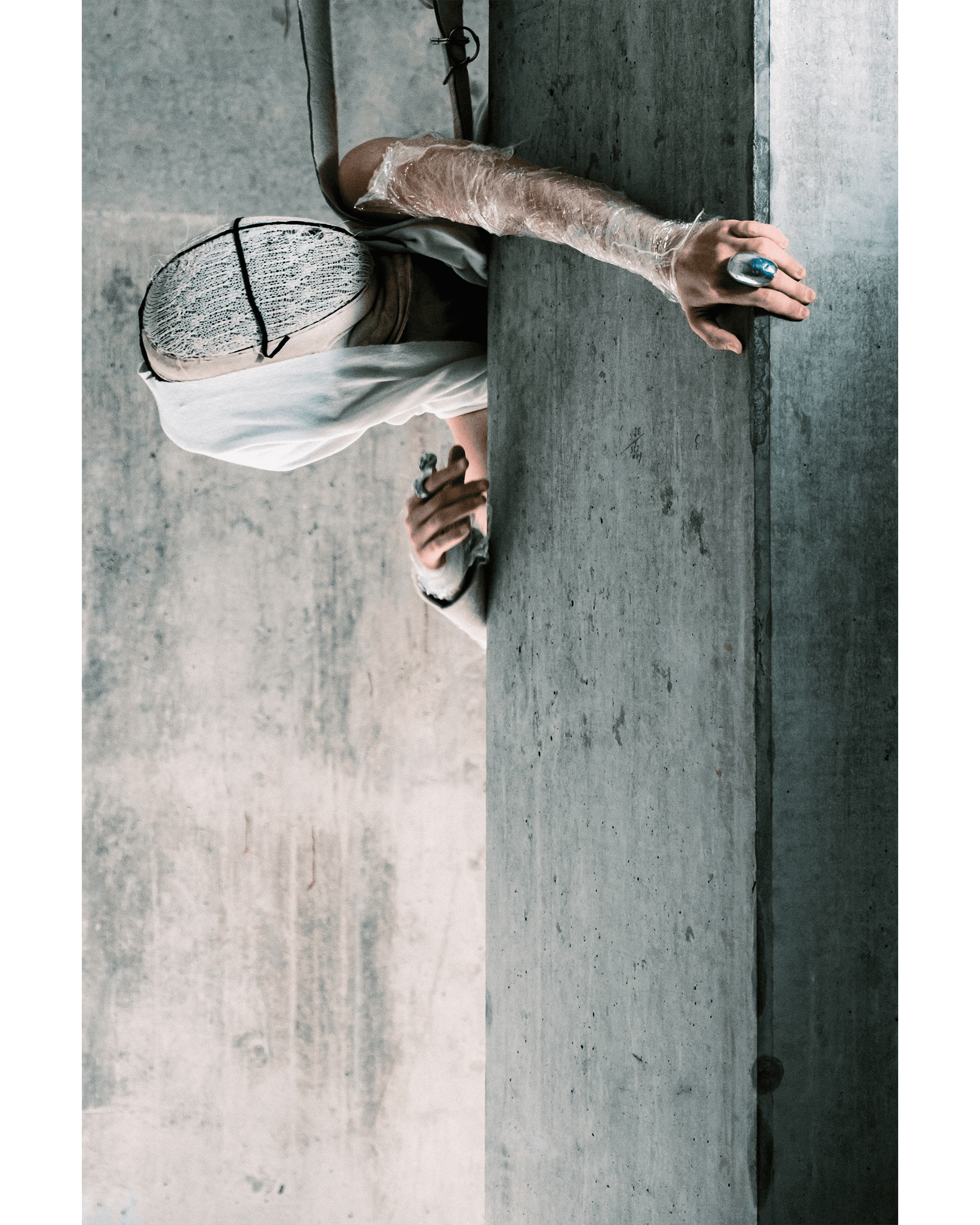 Exit Void Bizzarre — Look 3