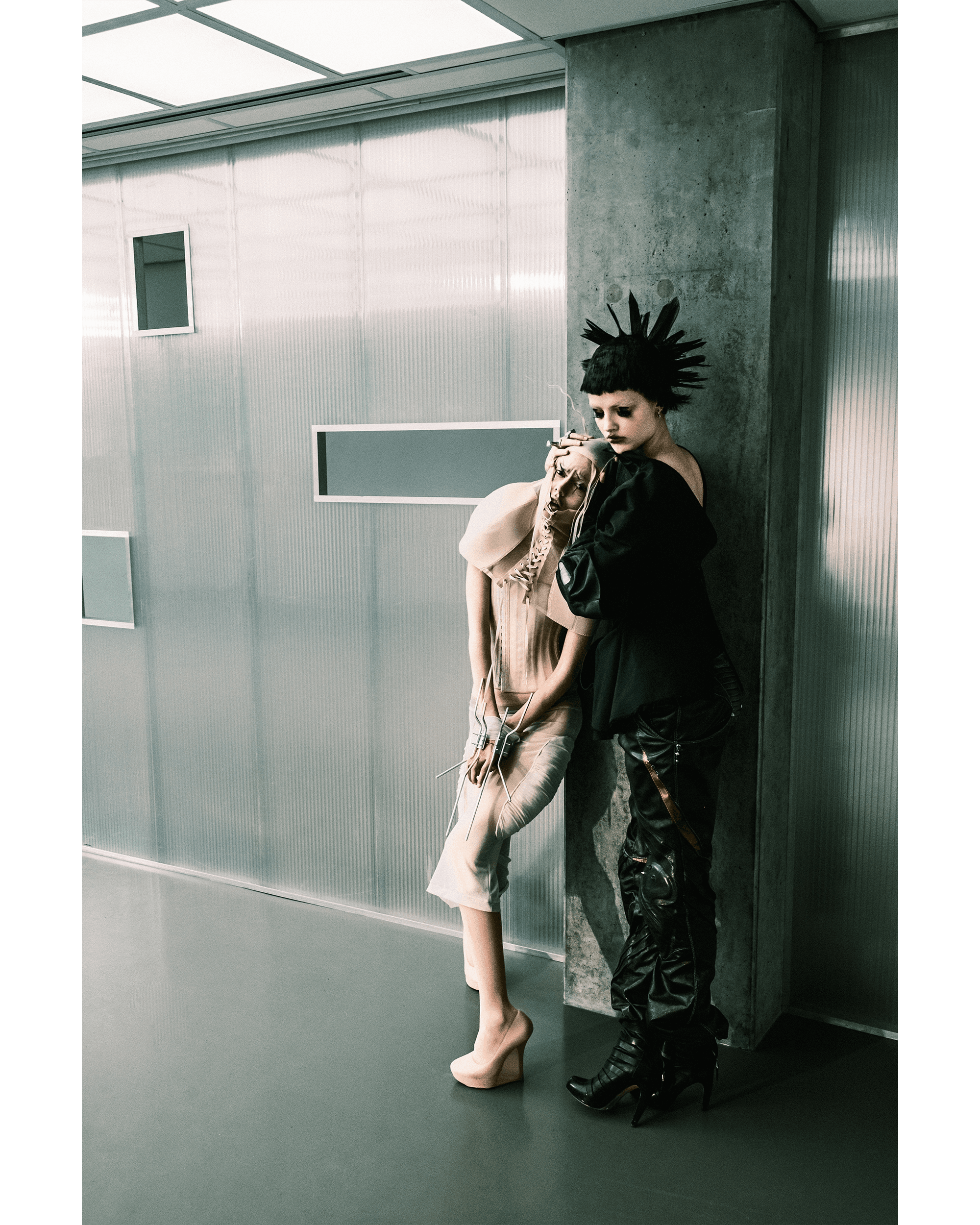 Exit Void Bizzarre — Look 10