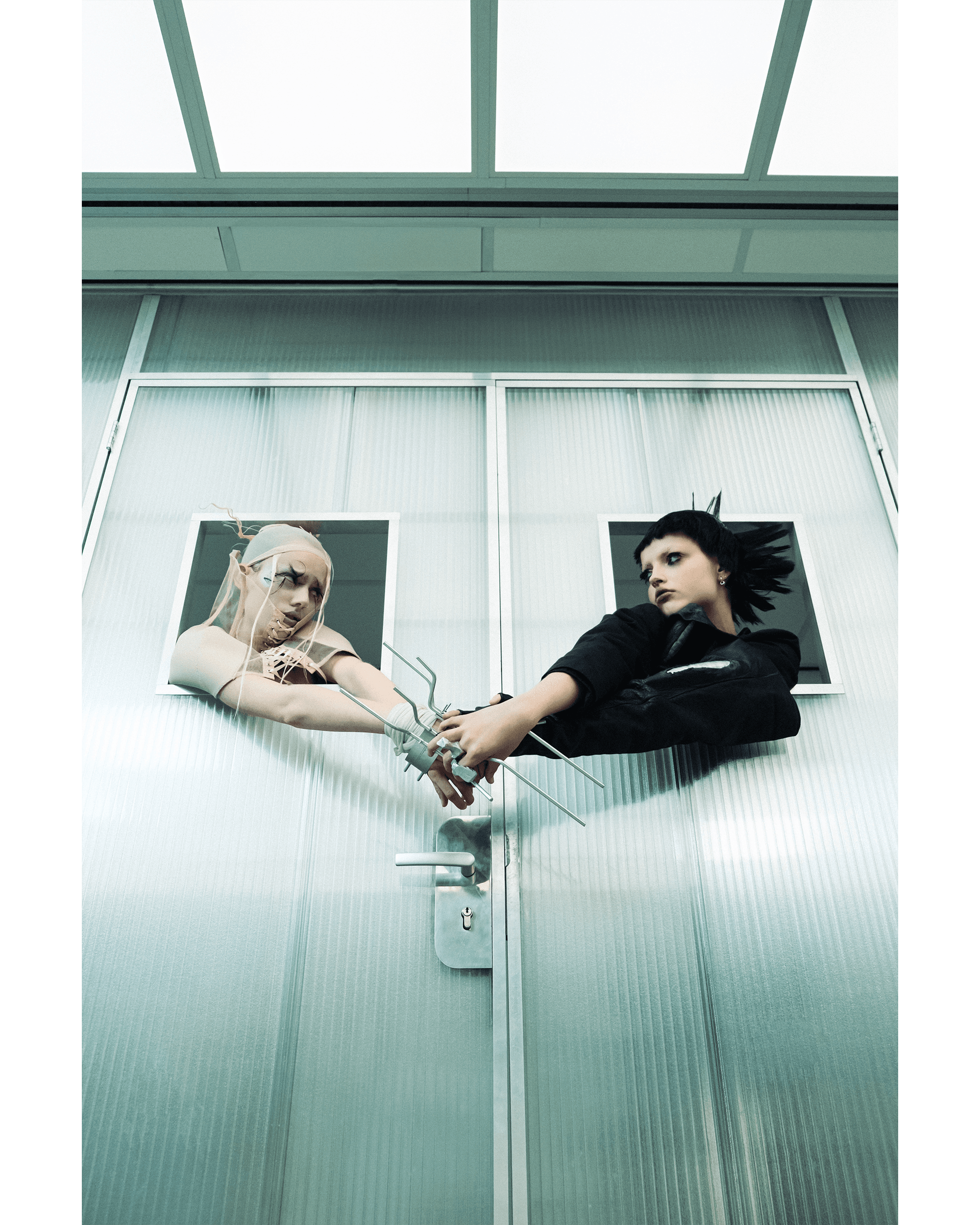 Exit Void Bizzarre — Look 11