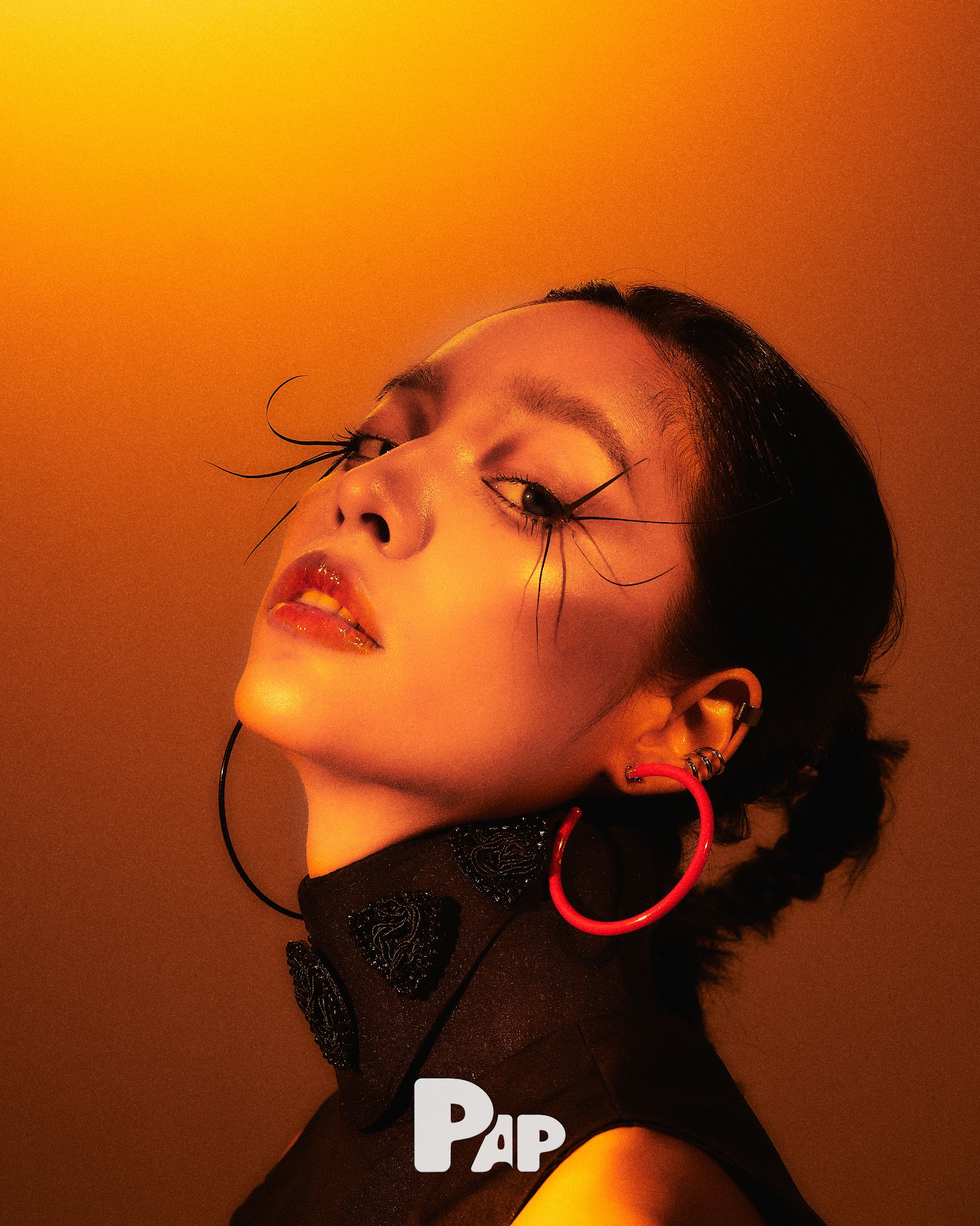 FISHERWOMEN — Look 6