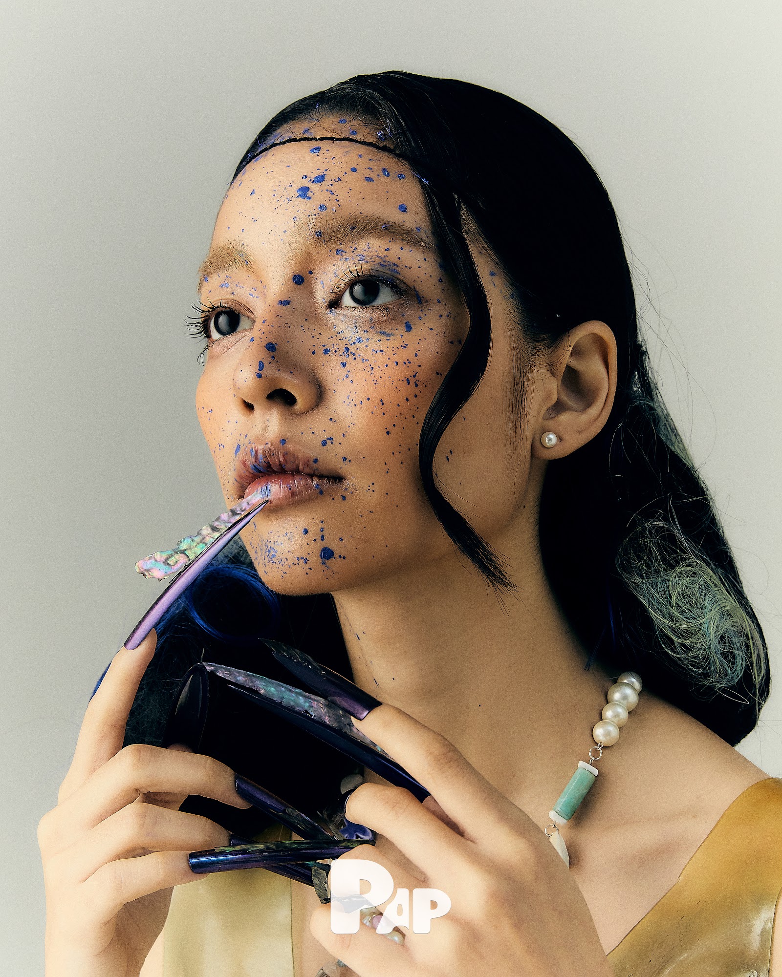 FISHERWOMEN — Look 8