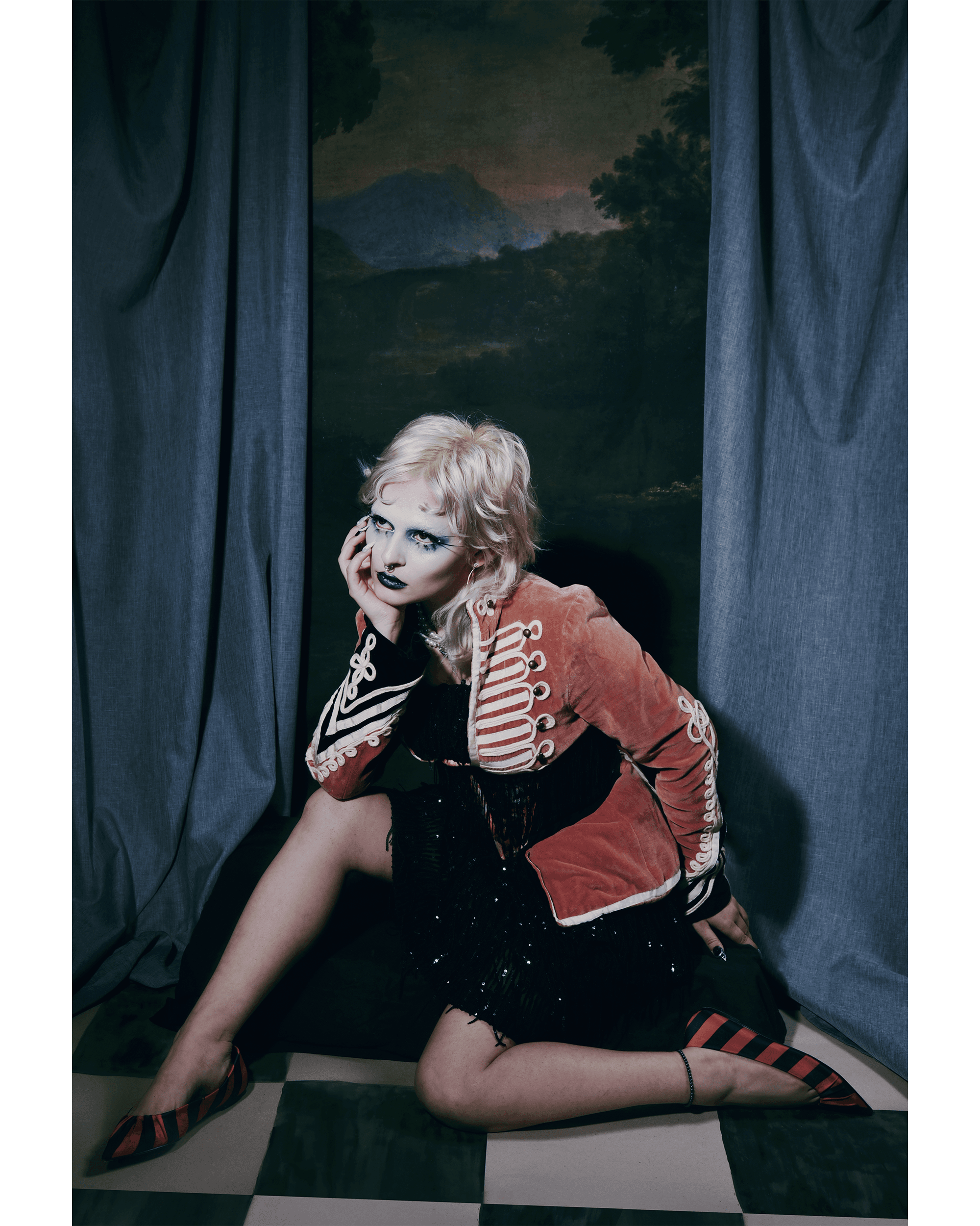 Welcome to the Circus — Look 2