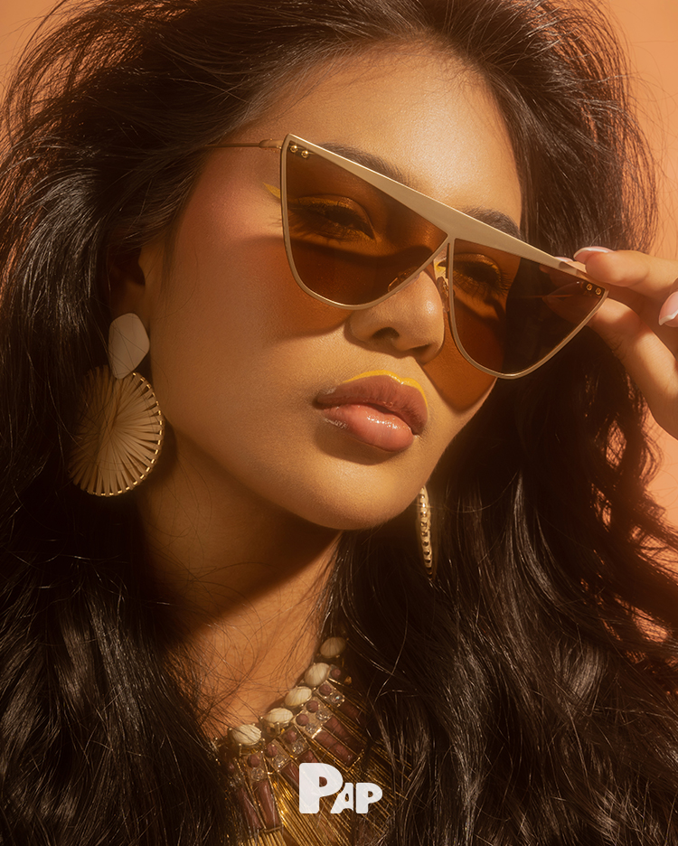 DO WE DREAM THE SAME DREAMS? — Look 15