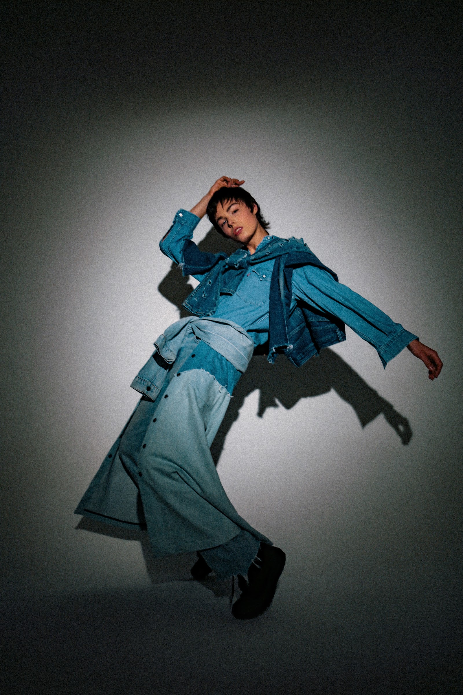 RAY OF LIGHT — Look 9