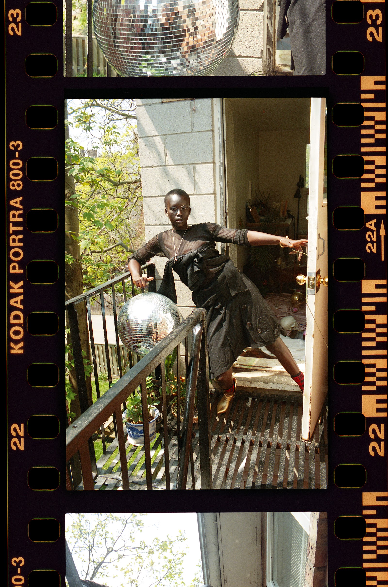 MELANINA — Look 11