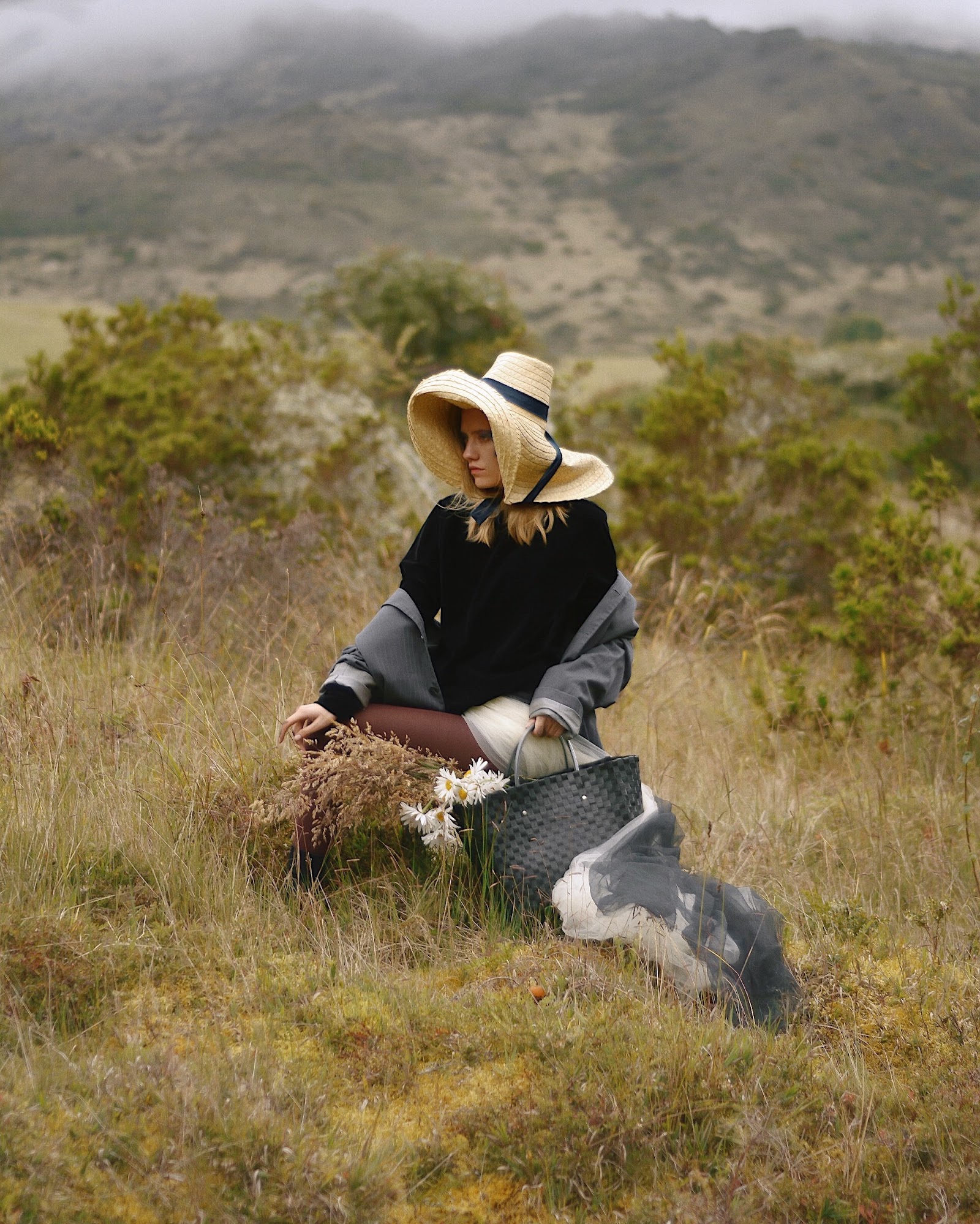 RETROUVAILLES — Look 3