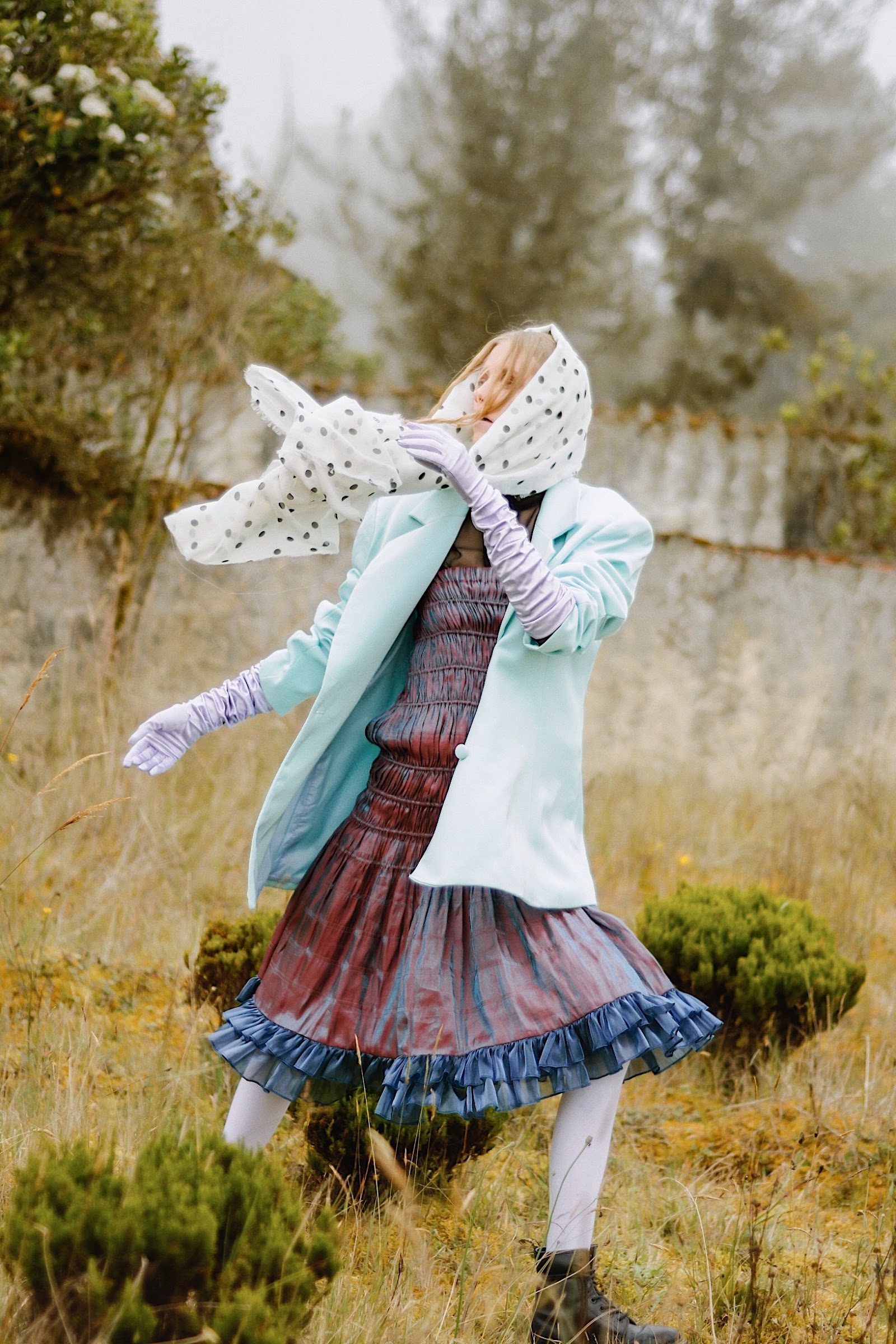 RETROUVAILLES — Look 5