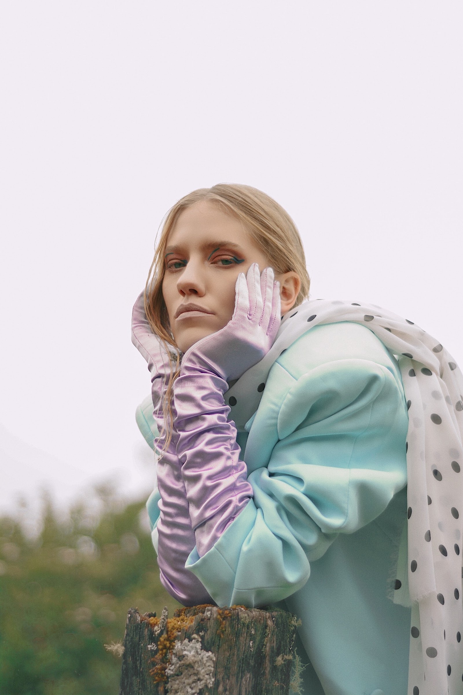 RETROUVAILLES — Look 7