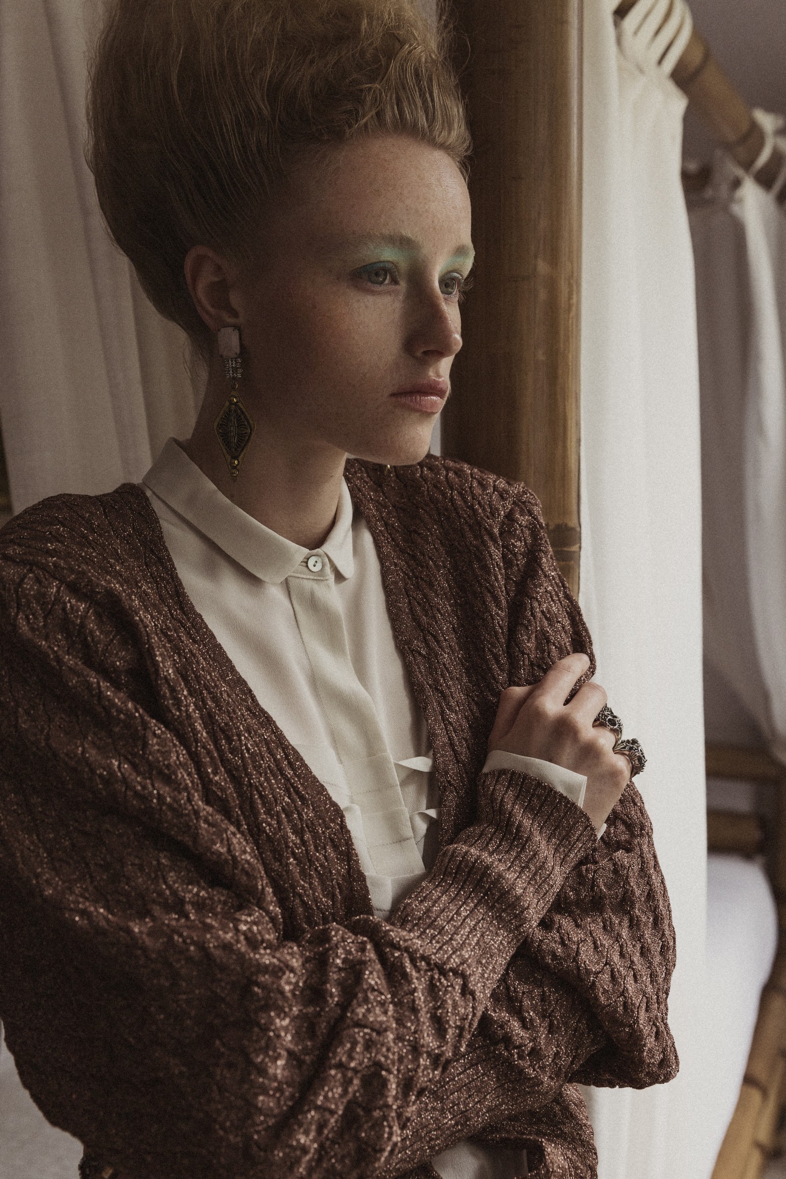 PORCELAIN — Look 11