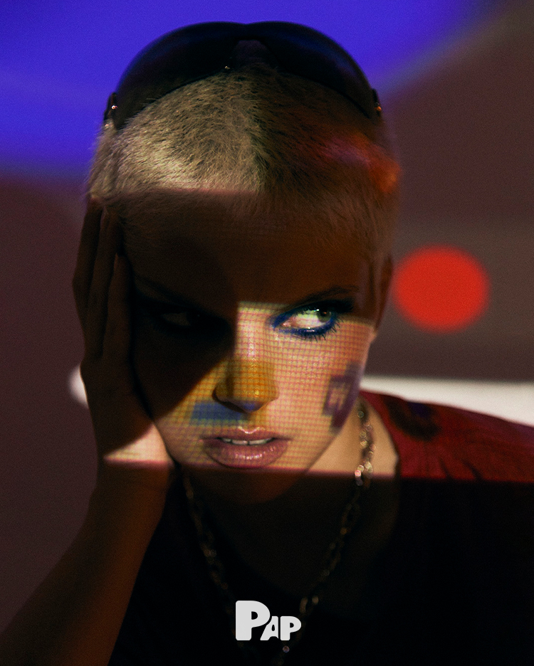 THE DEVIL IN THE DETAILS — Look 12