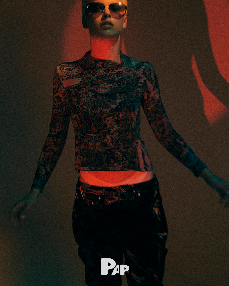 THE DEVIL IN THE DETAILS — Look 18