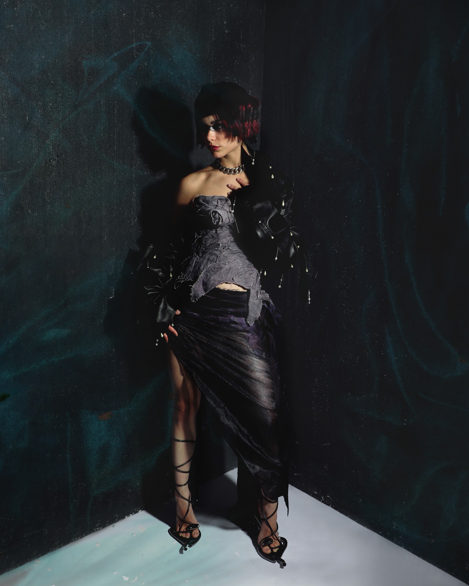 FALLEN LEAVES — Look 10