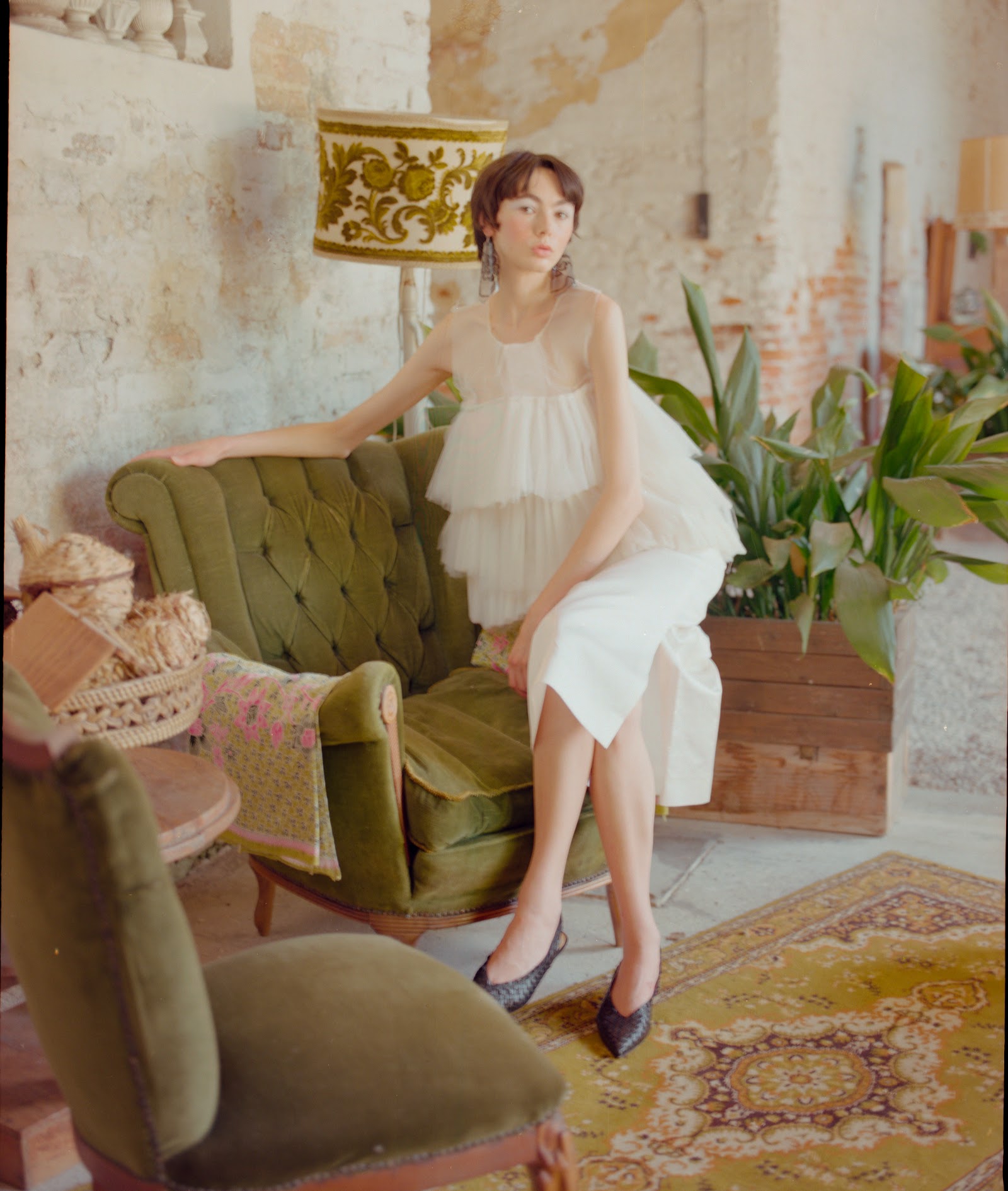 WHITE AND NAIVE — Look 2