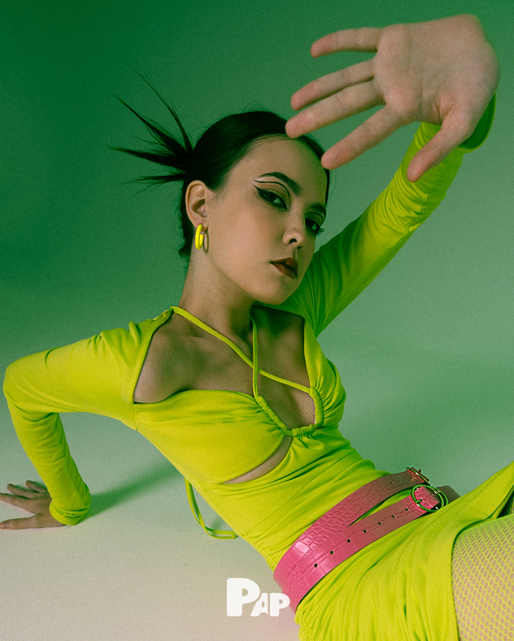 FEELING 90S — Look 6