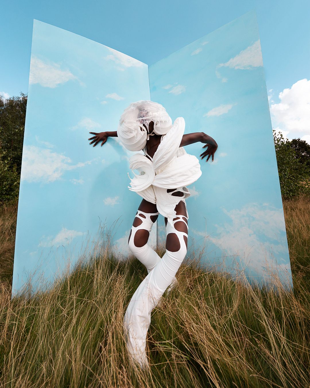 PARASITES — Look 5