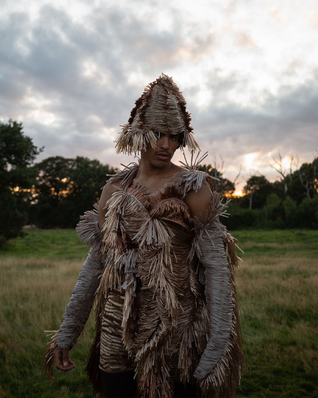 PARASITES — Look 12