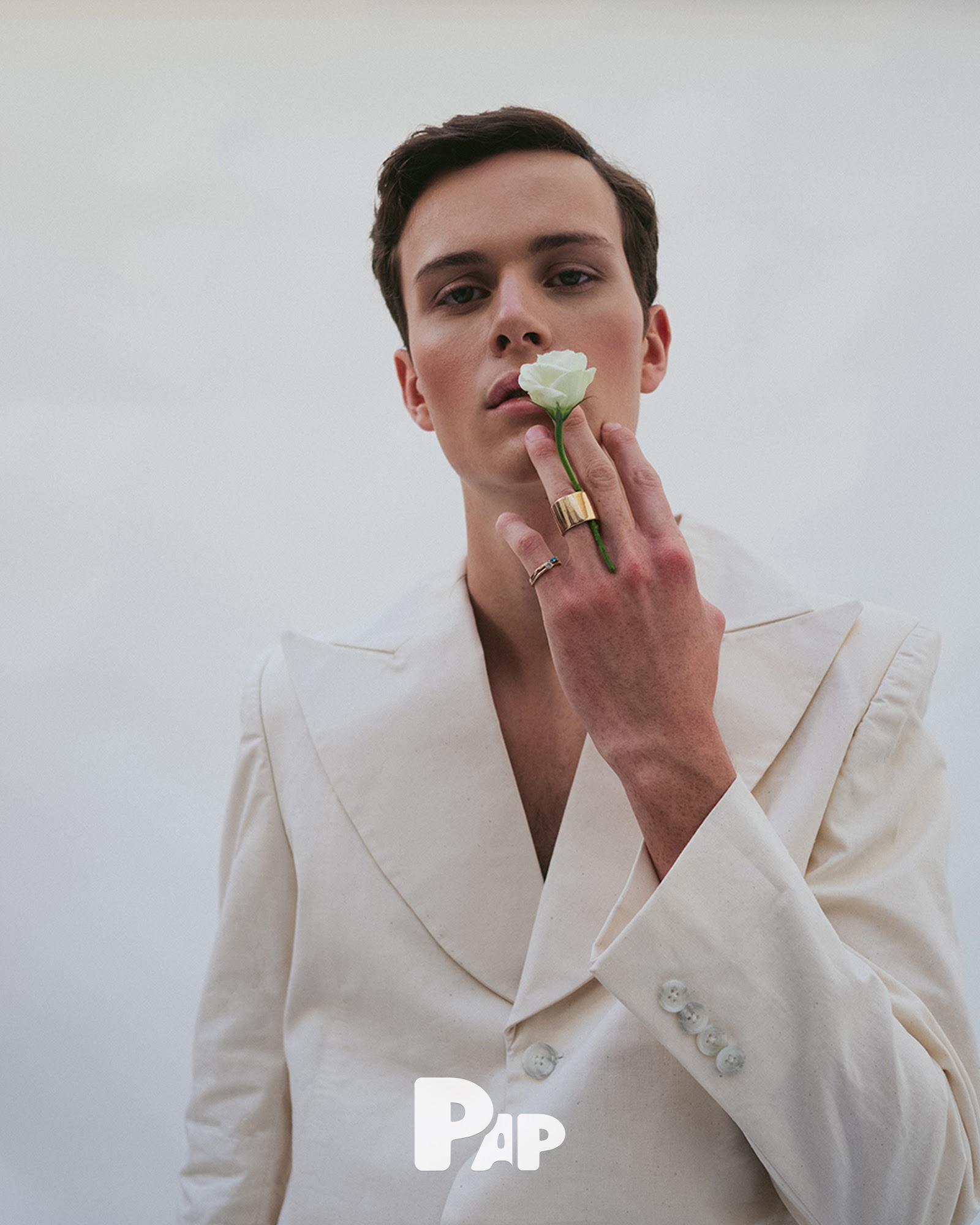 MY IMAGINARY BOYFRIEND — Look 11